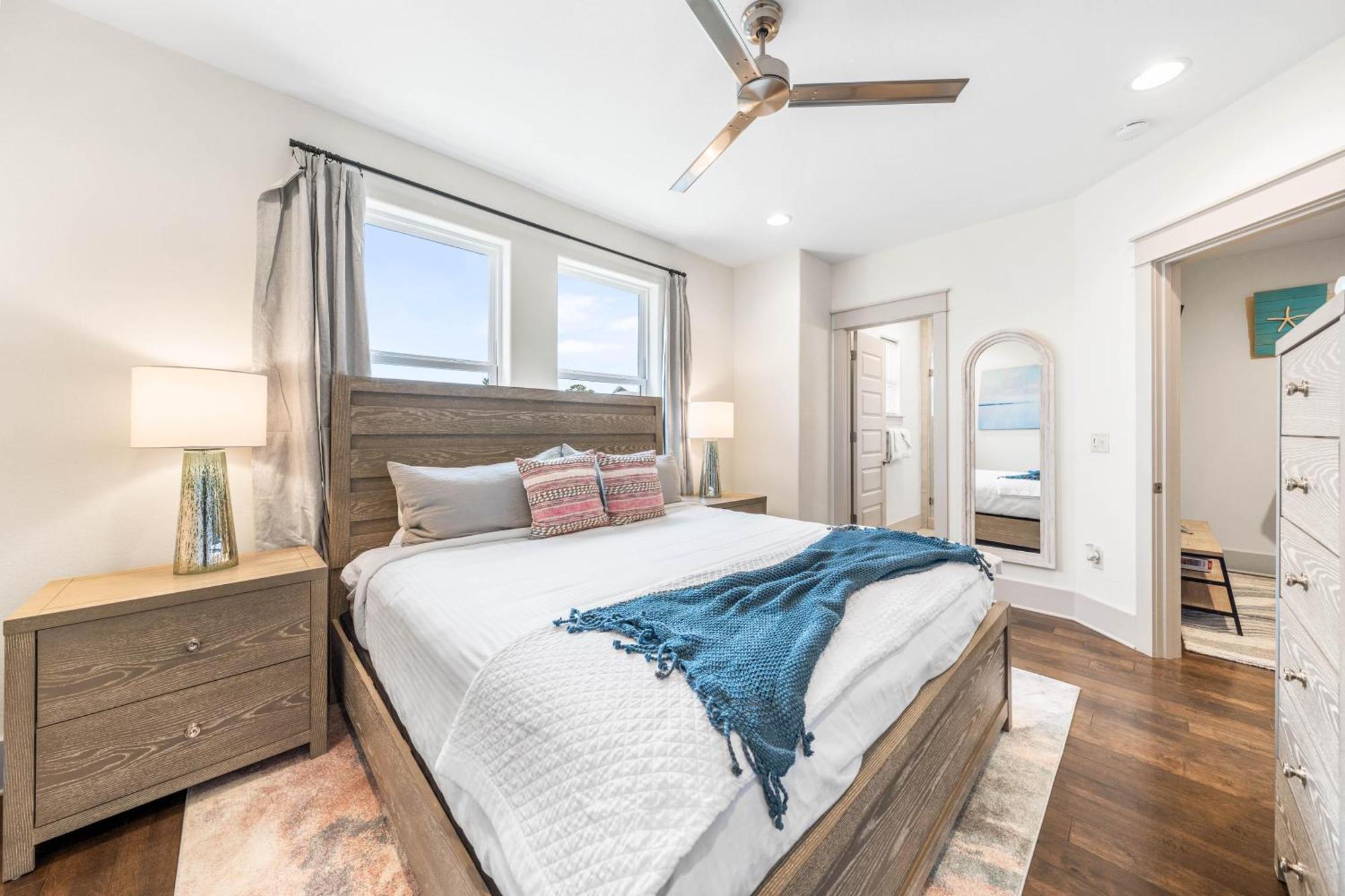 Salty Waves Holiday home *