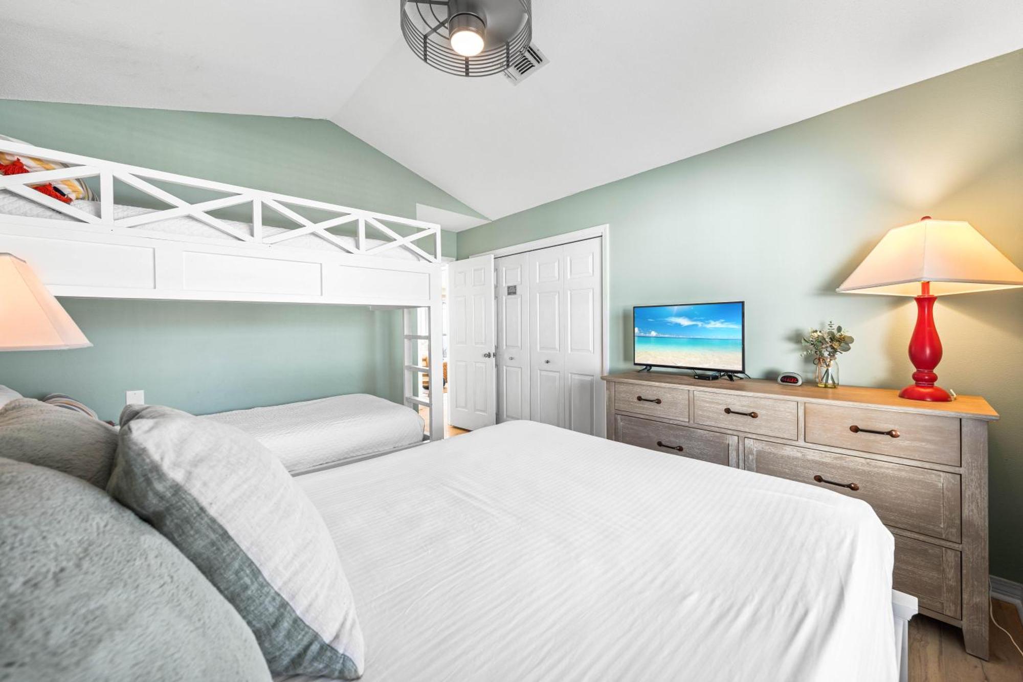 Oasis Destin