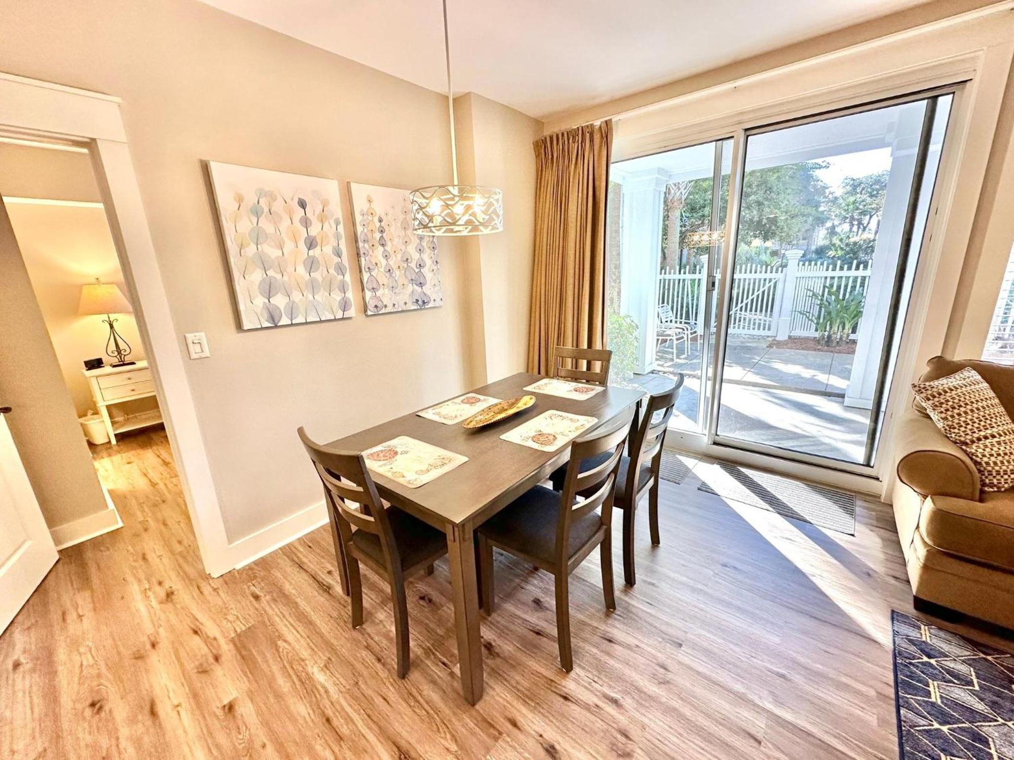 310 Pilot House * Destin