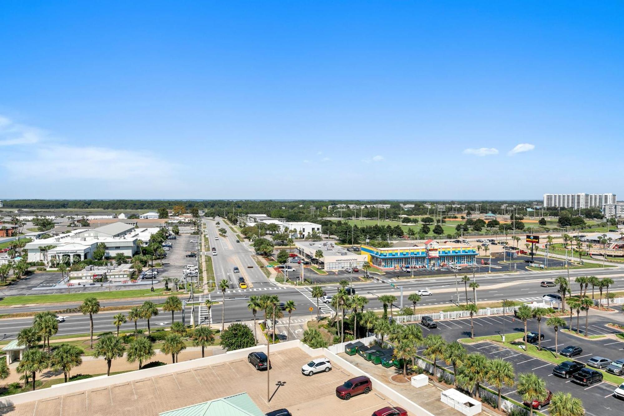Silver Towers 1003e Gulf Front Sleeps 8 Holiday home Destin