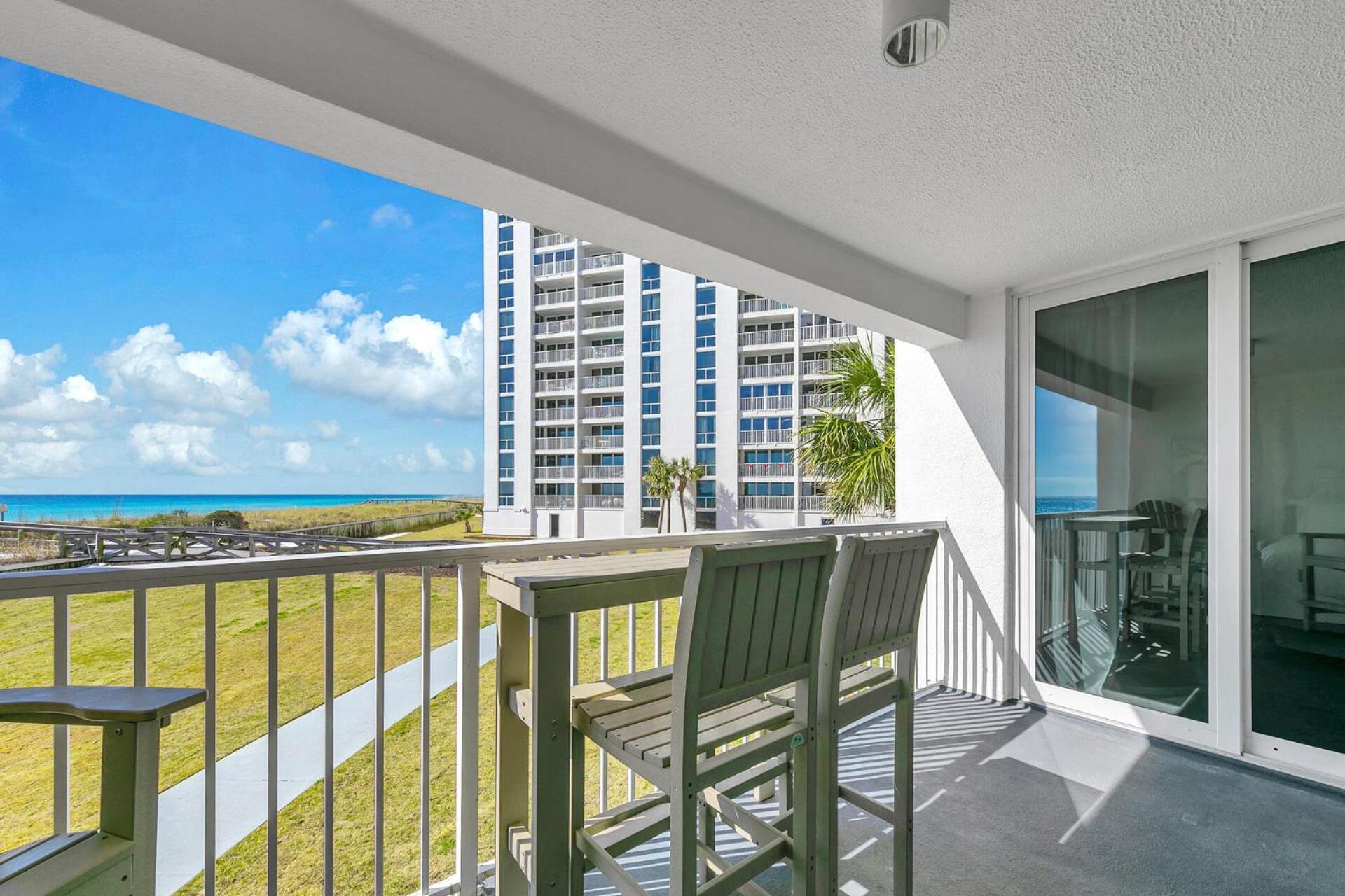Shoreline Towers 1023 Gulf View Close Access
