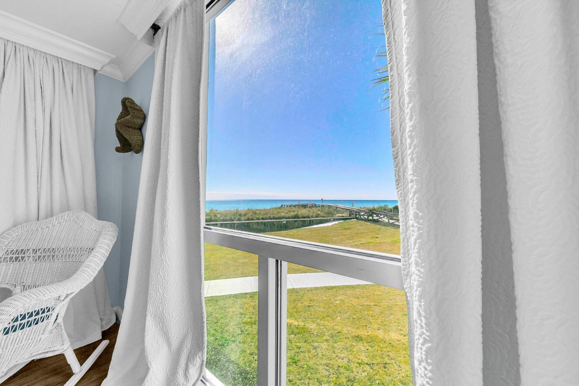 Shoreline Towers 1023 Gulf View Close Access Holiday home *