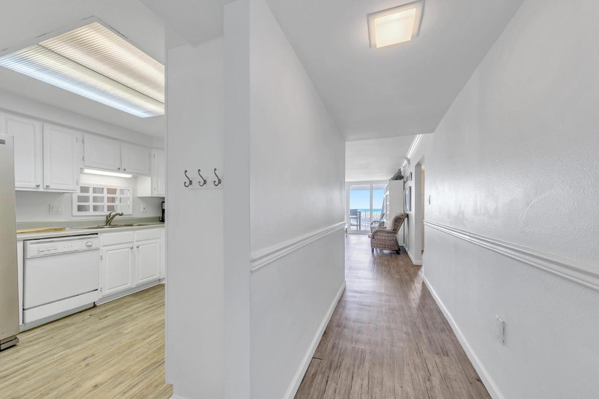 Shoreline Towers 1023 Gulf View Close Access Holiday home