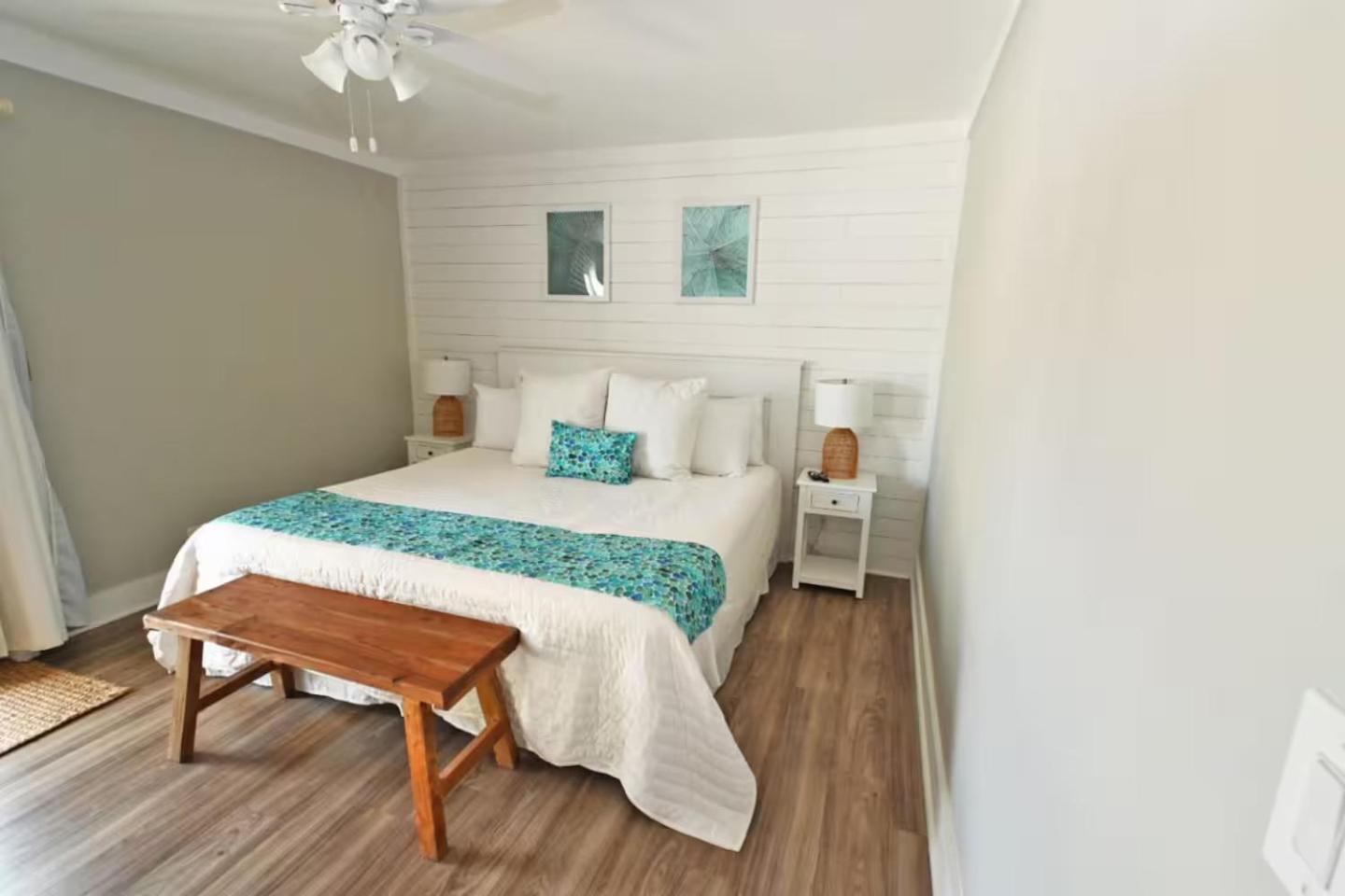 Barefoot Sands Beachfront 2 Bedroom At Sandpiper Cove In Fl Unit 1147 Pet Friendly Holiday home *