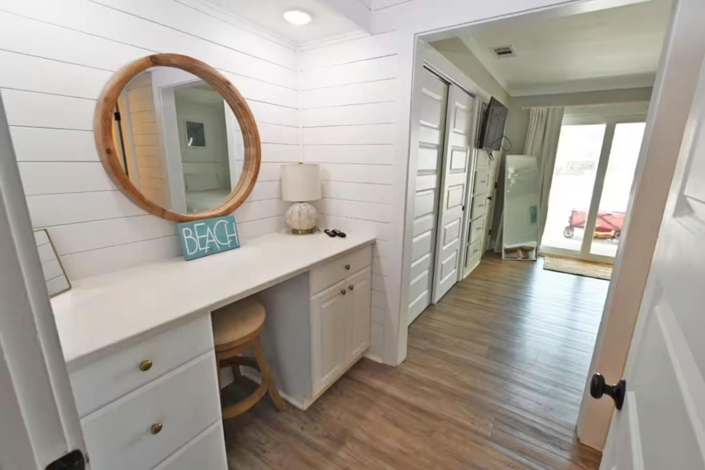 Barefoot Sands Beachfront 2 Bedroom At Sandpiper Cove In Fl Unit 1147 Pet Friendly Holiday home Destin
