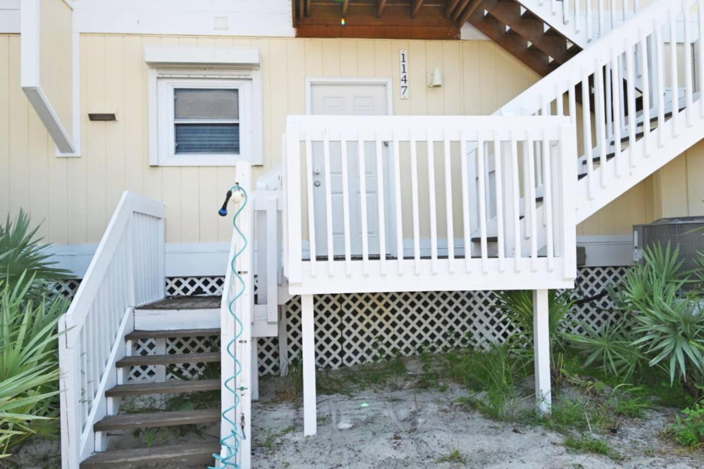 Barefoot Sands Beachfront 2 Bedroom At Sandpiper Cove In Fl Unit 1147 Pet Friendly Holiday home *