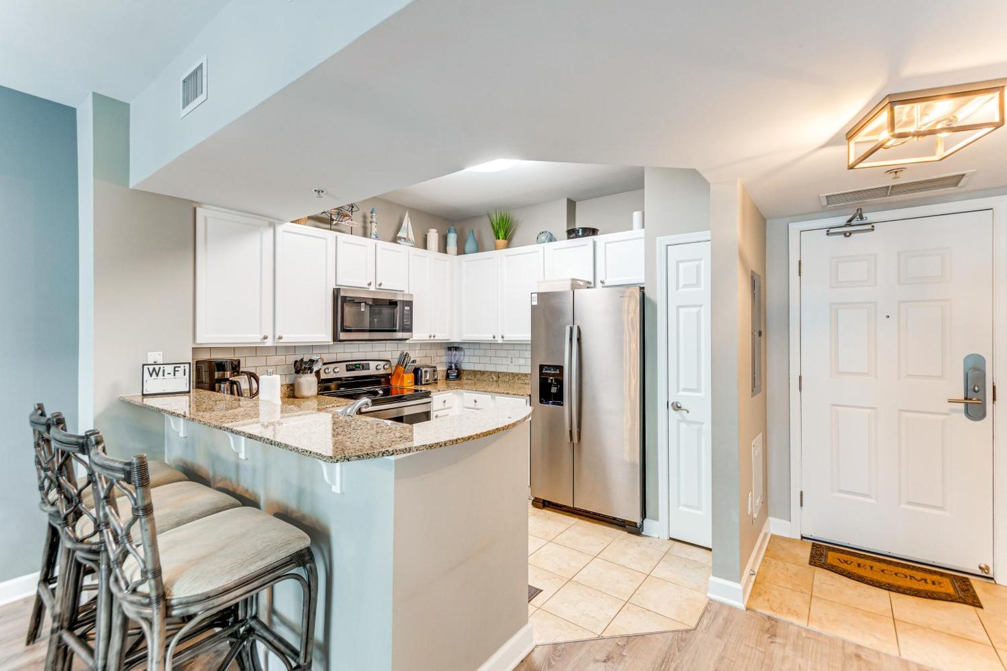 1 Mi To Henderson With Perks! Apartment *