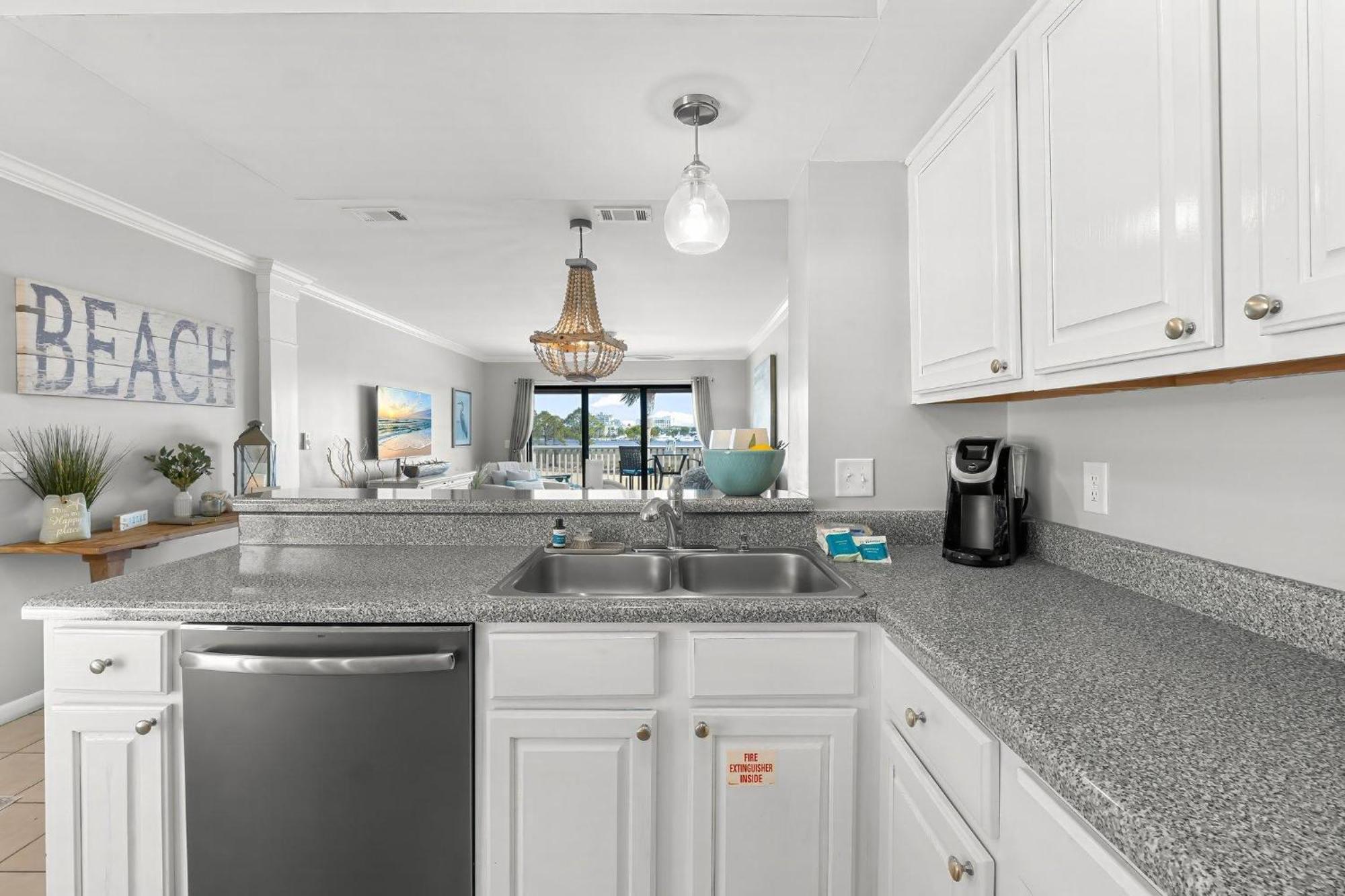 823 Harbour Point * Destin