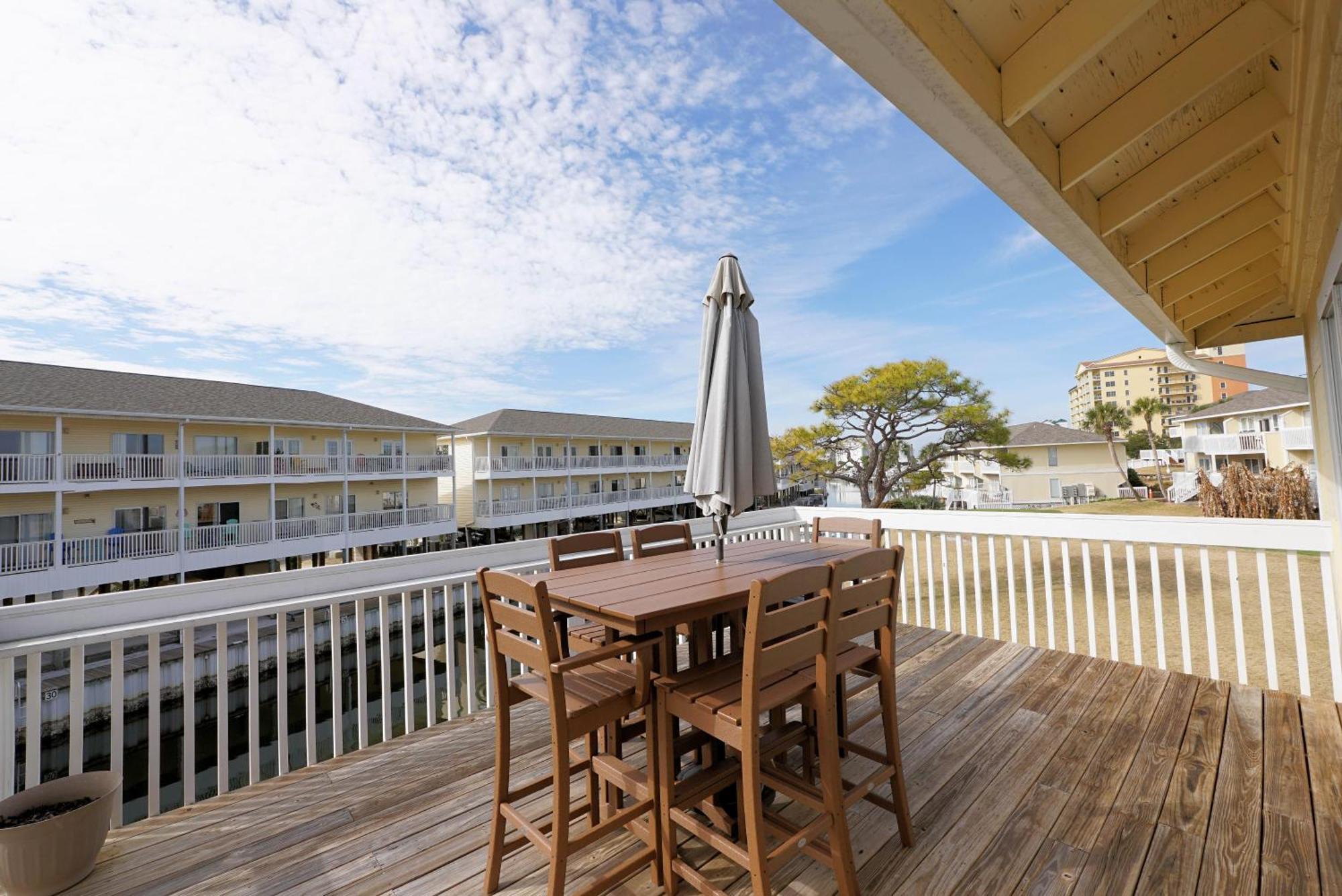 Sandpiper Cove 2043 *