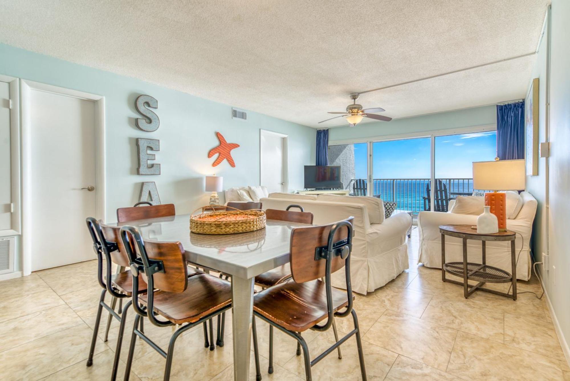 House C602 - Beachfront With Pool, Wifi, & Service