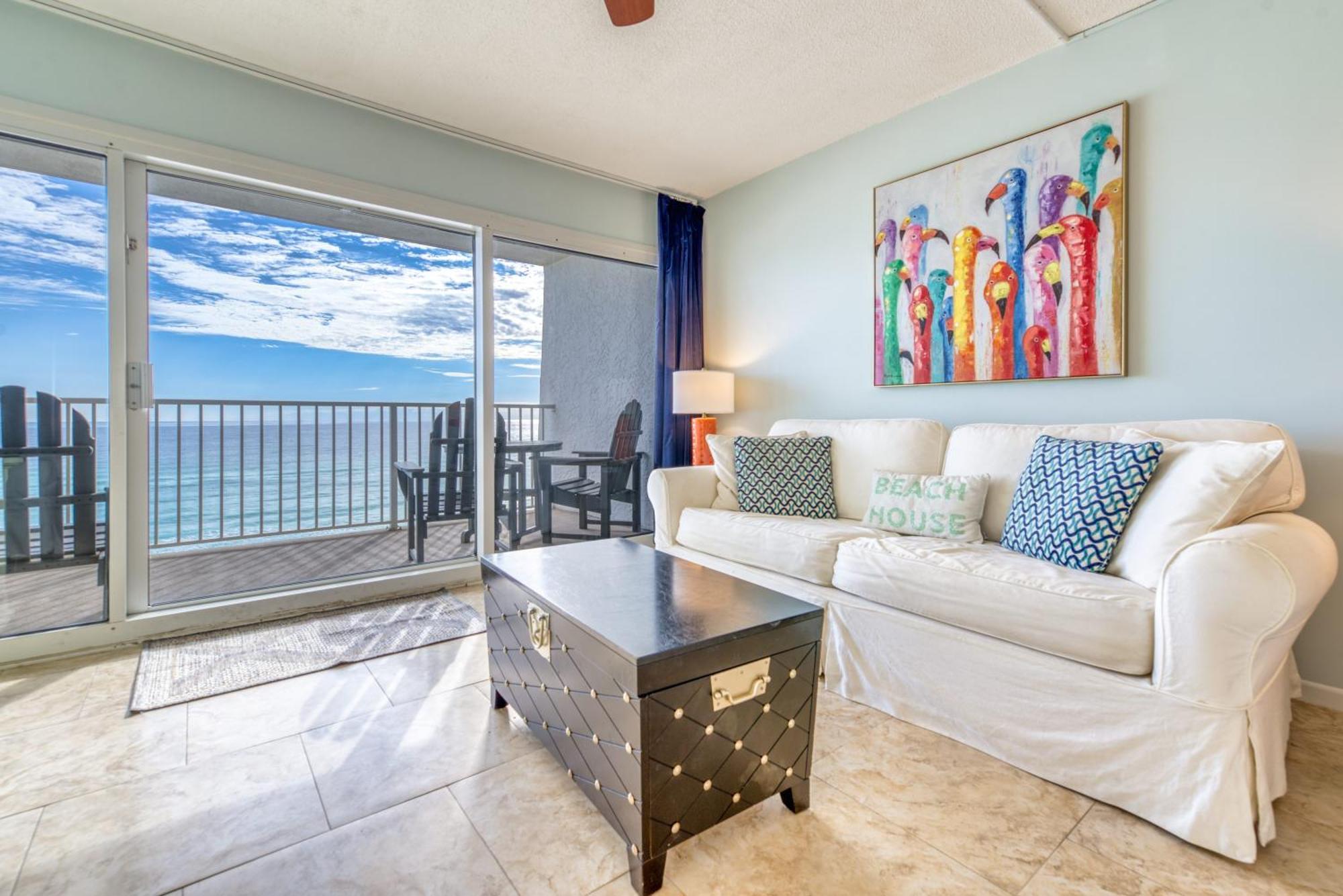 Apartment House C602 - Beachfront With Pool, Wifi, & Service *