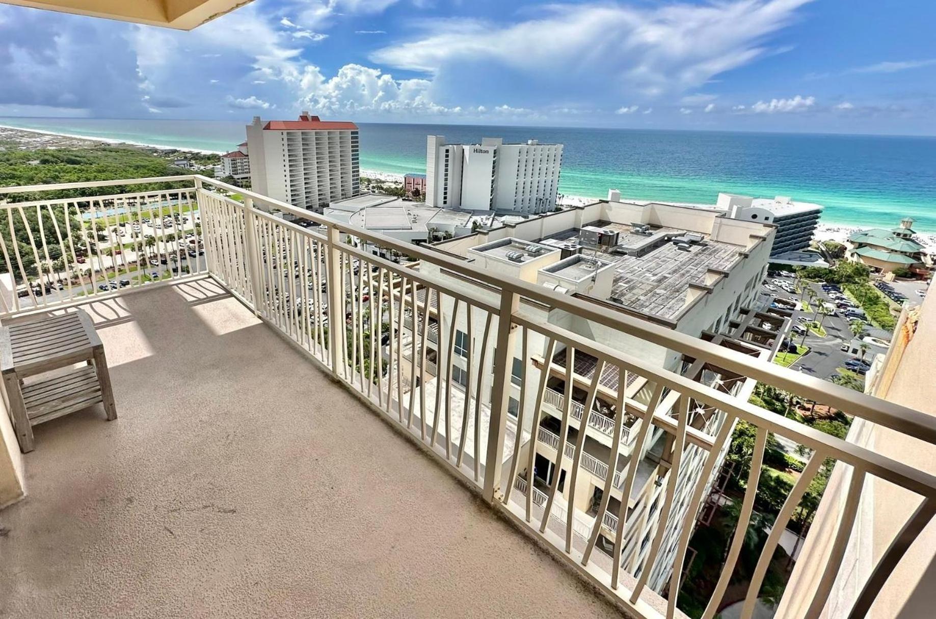 7801 / 7803 Luau One Holiday home Destin