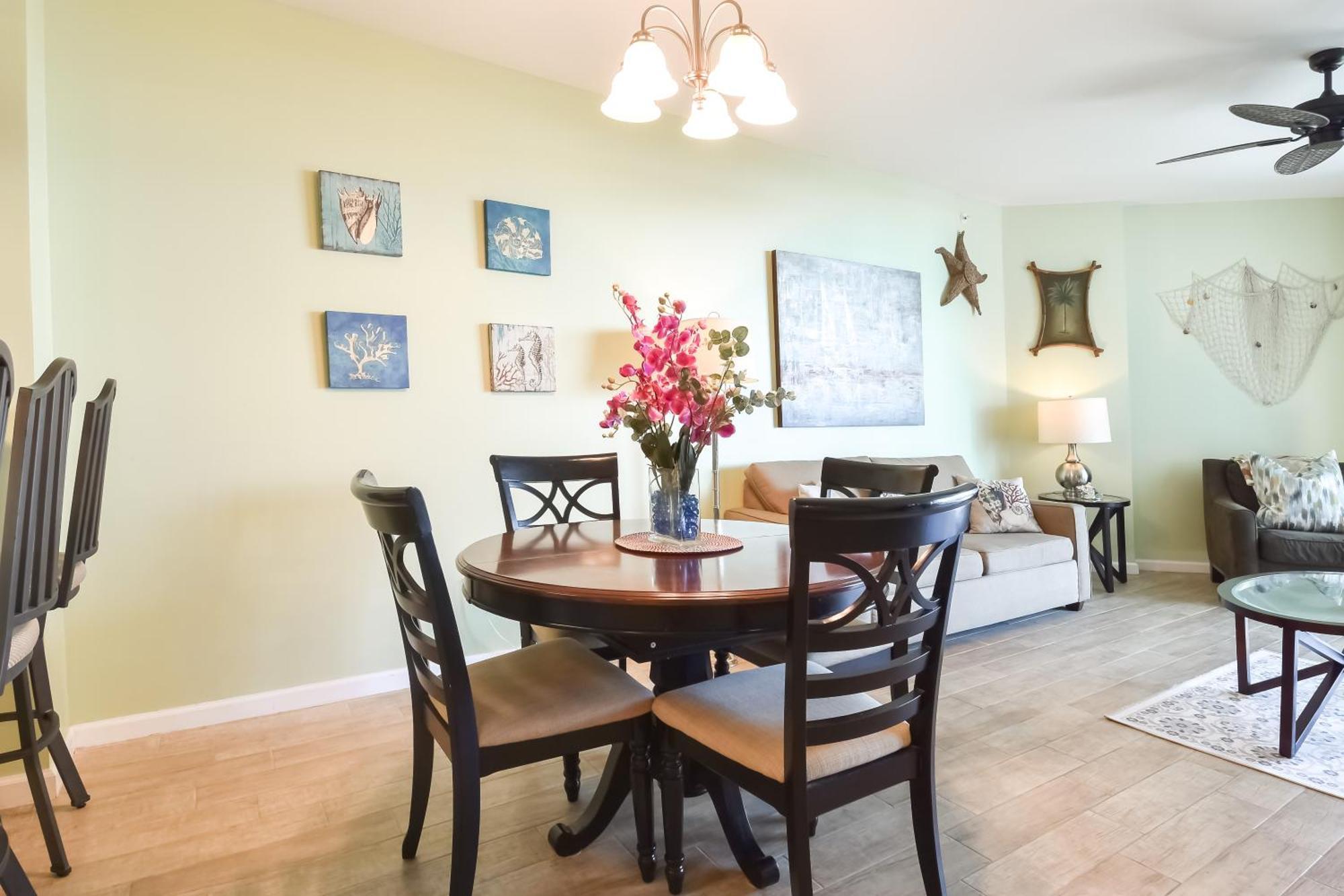 The Palms Of 1414 Junior Apartment