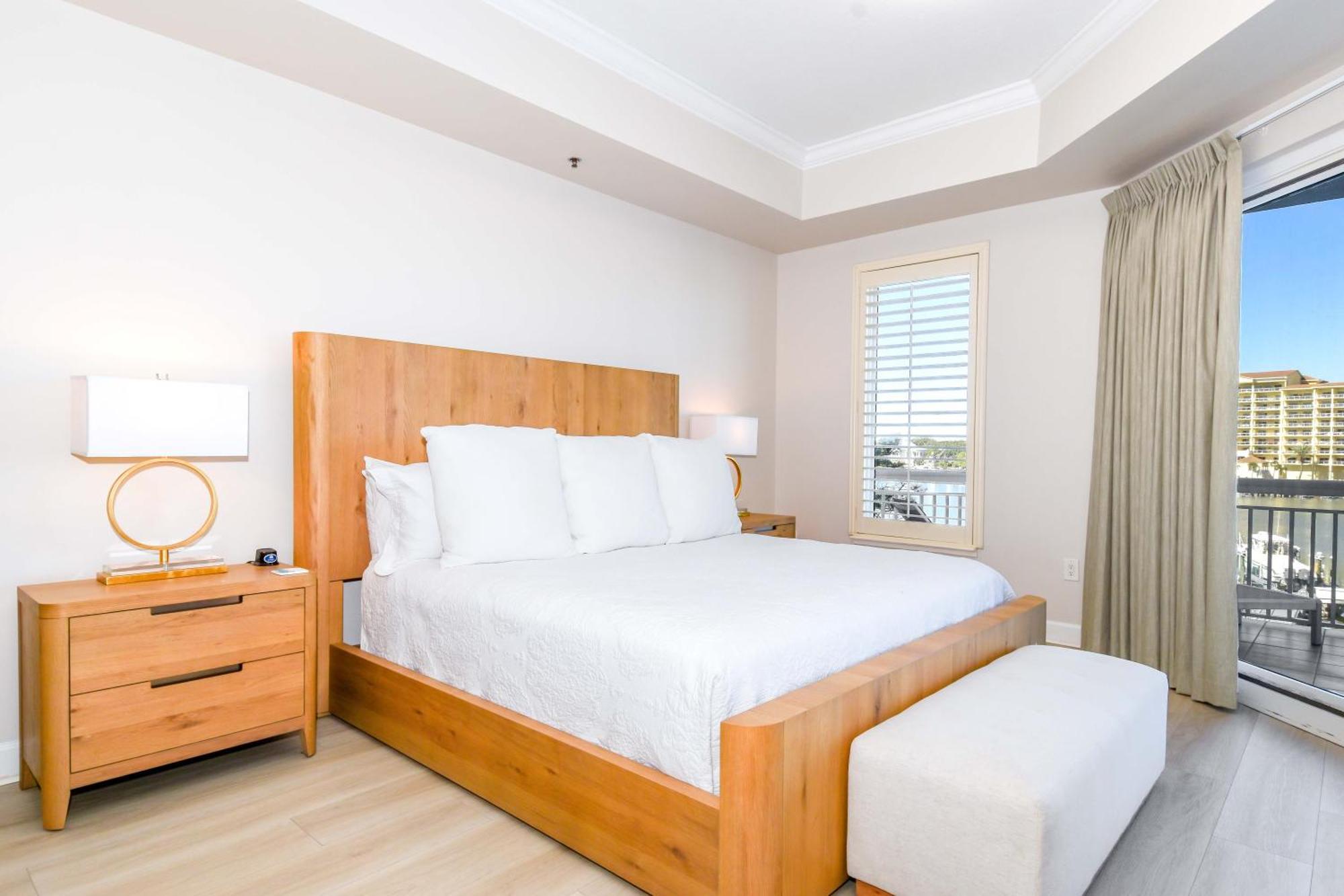 Apartment Harbor Landing 203a Destin