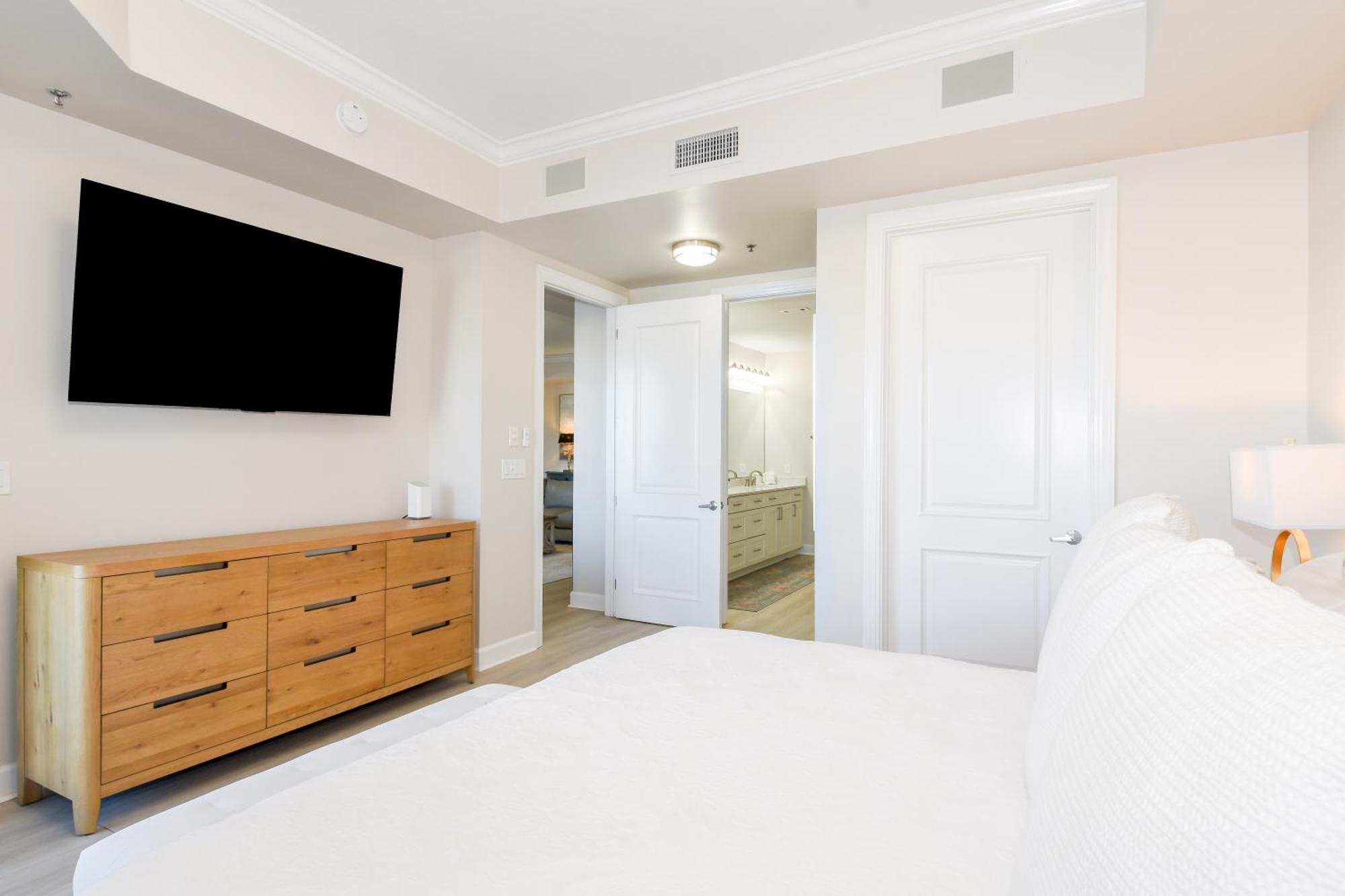 Harbor Landing 203a * Destin