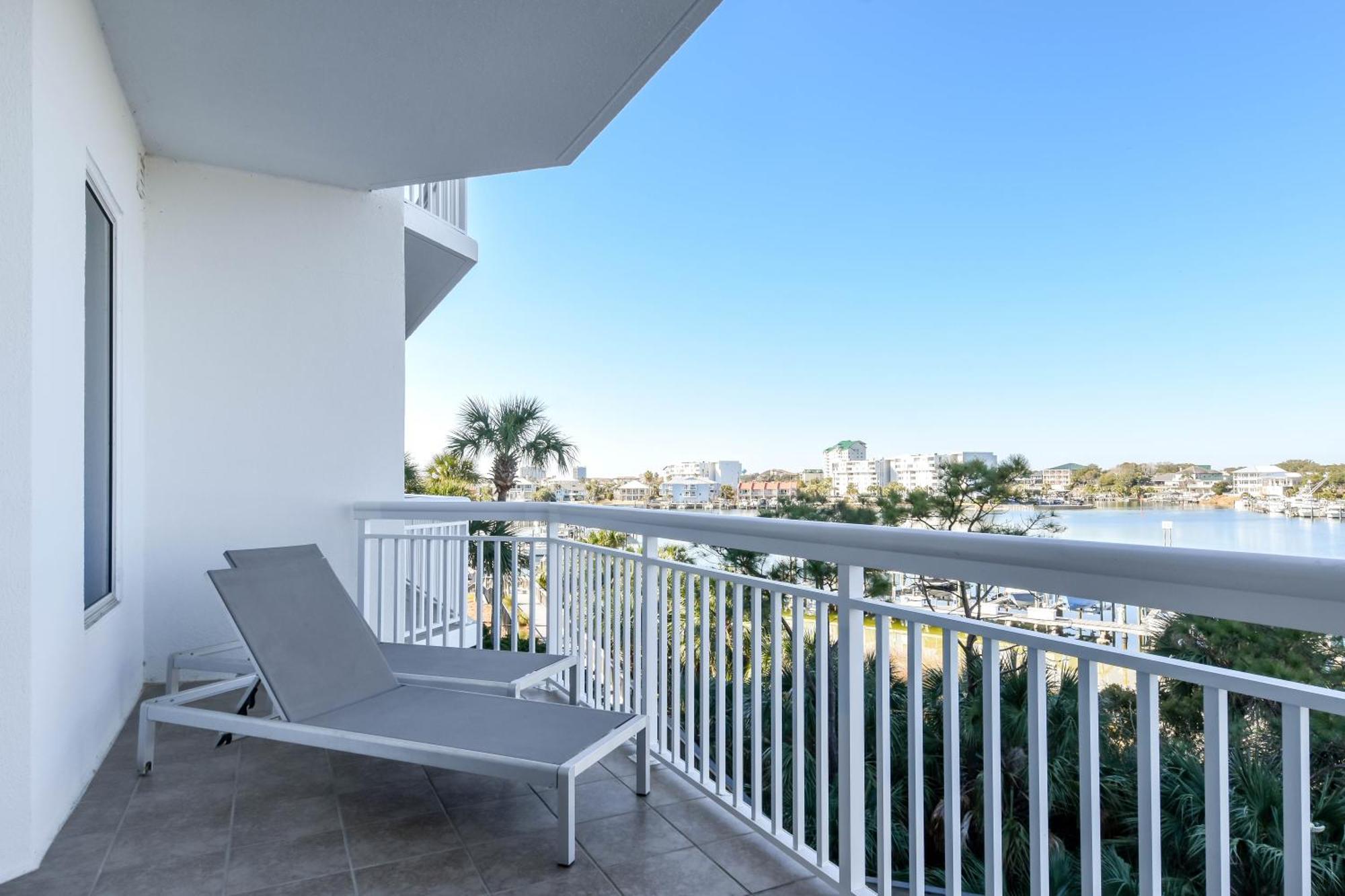 Harbor Landing 203a Apartment