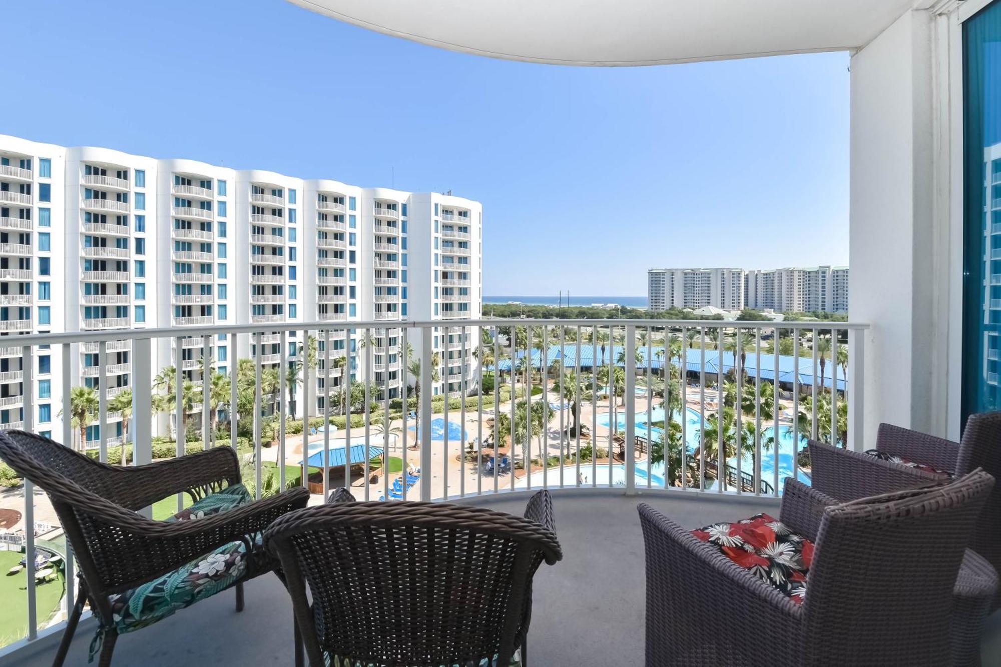 The Palms Of 2707 Junior