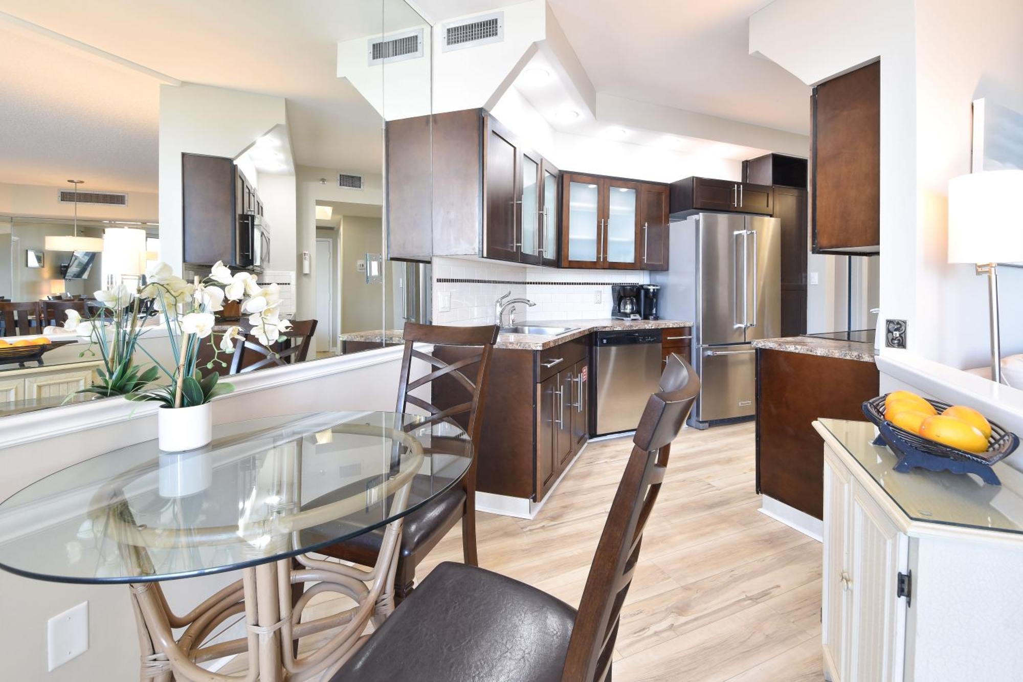 Surfside 1010 Apartment