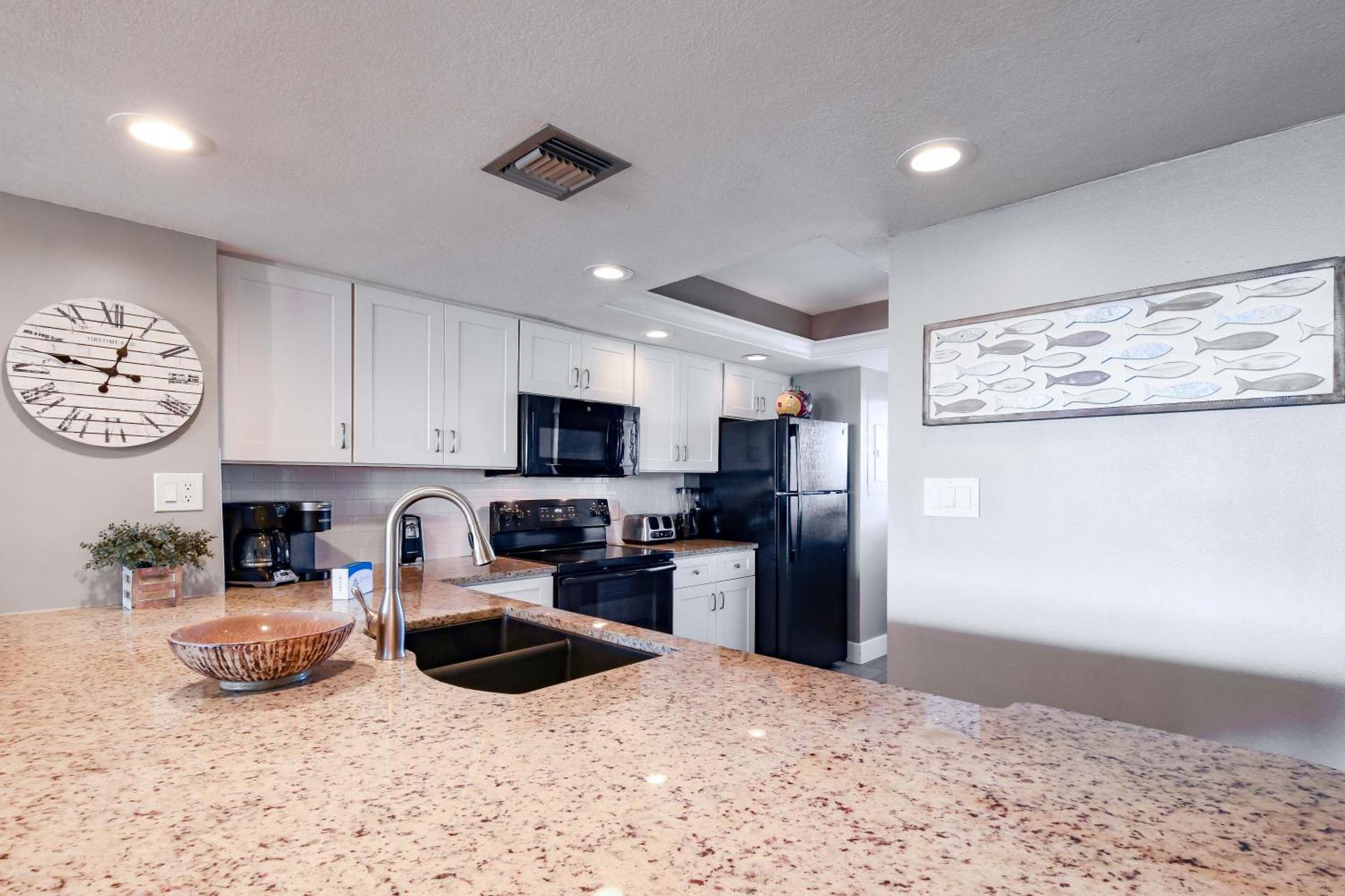Edgewater 301 Apartment