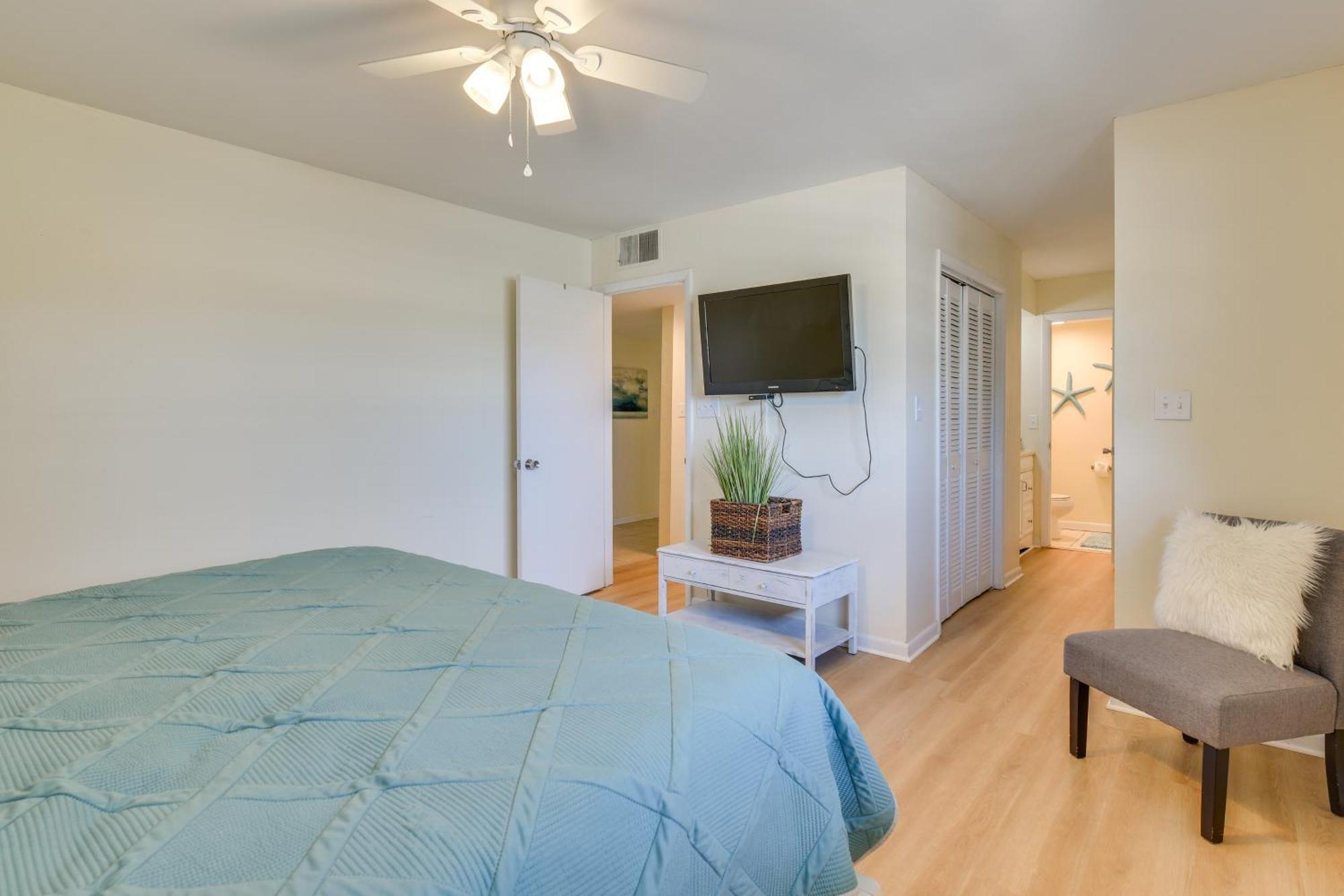 Bright Miramar - Walk To Beach!