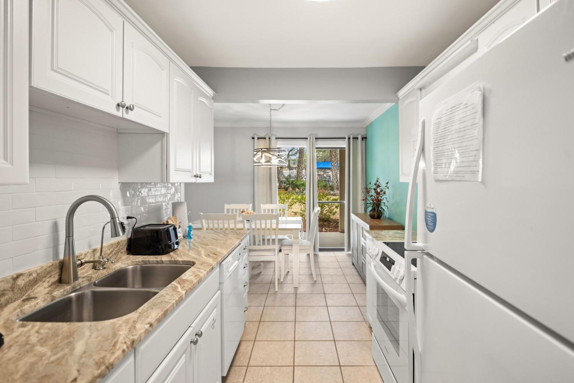 9b Seascape Apartment *