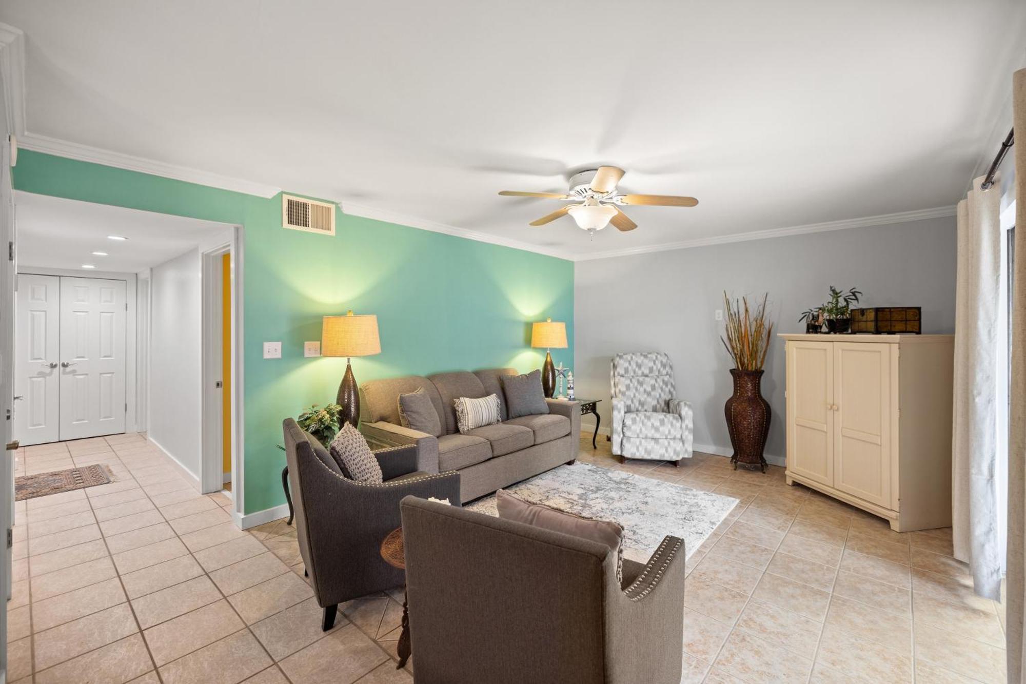 Apartment 9b Seascape