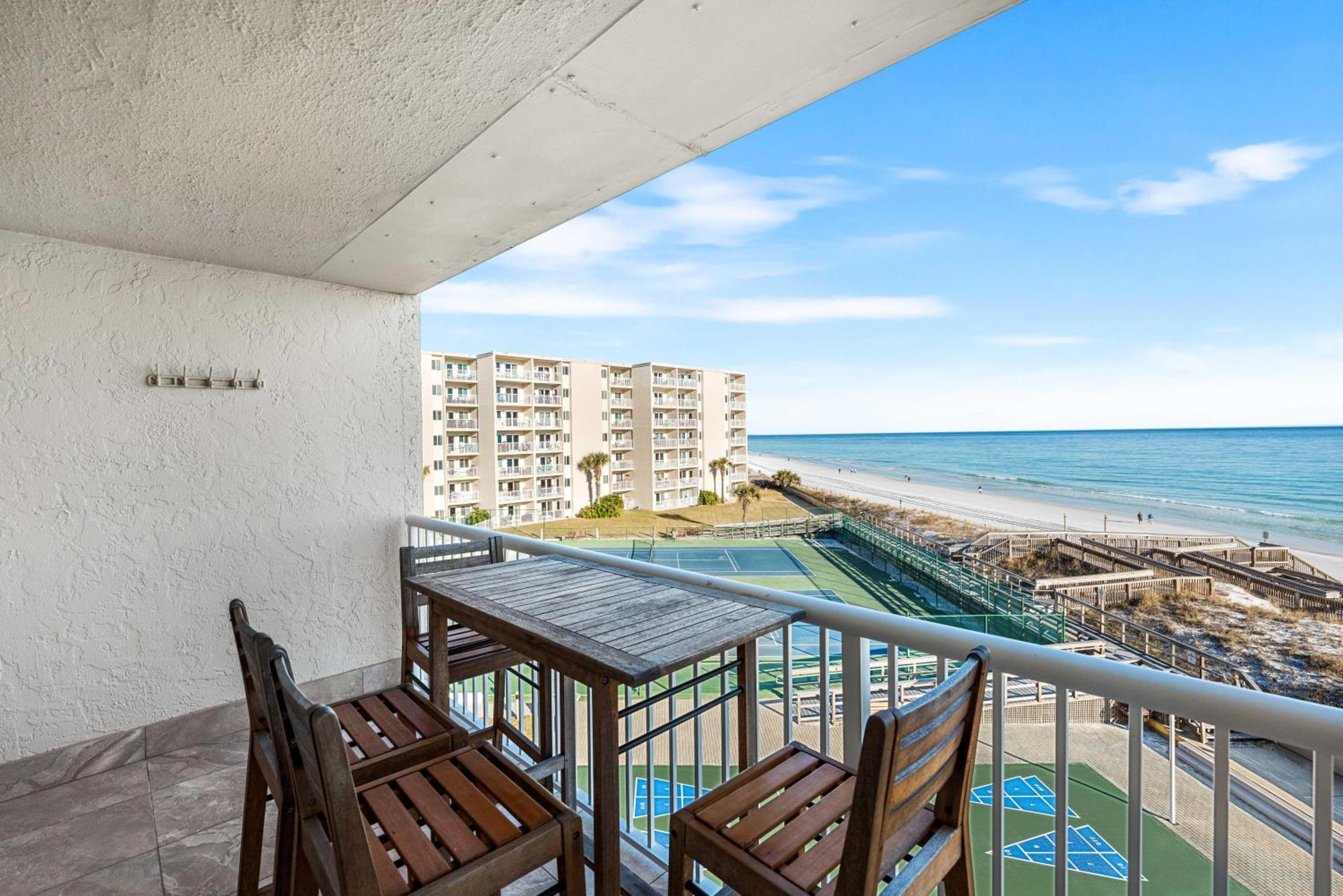 Surf And Racquet Unit 403 Holiday home