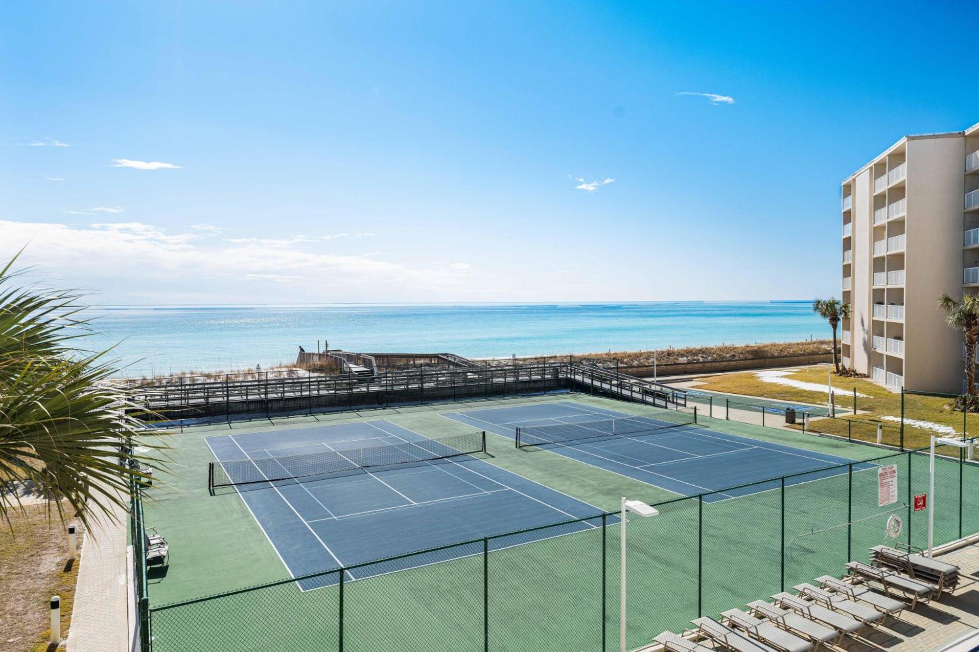 Holiday home Surf And Racquet Unit 317