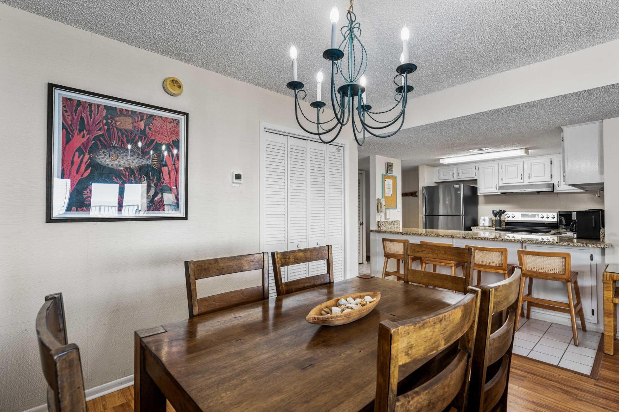 Surf And Racquet Unit 317 * Destin