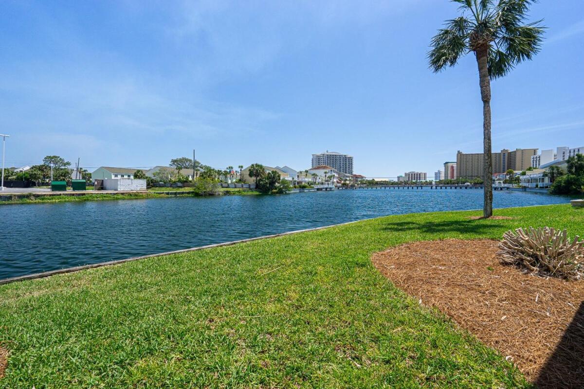 Holiday home Lovely Townhome - Shoreline Towers Walk Pool Destin