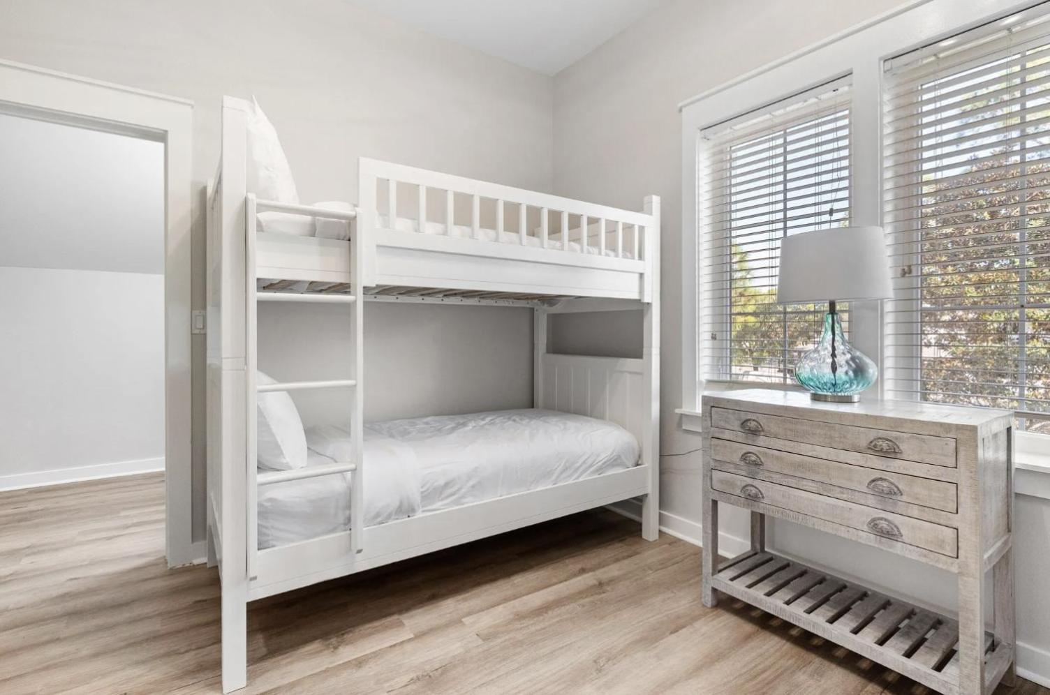 Available For Spring Break! Shore Thing Destin