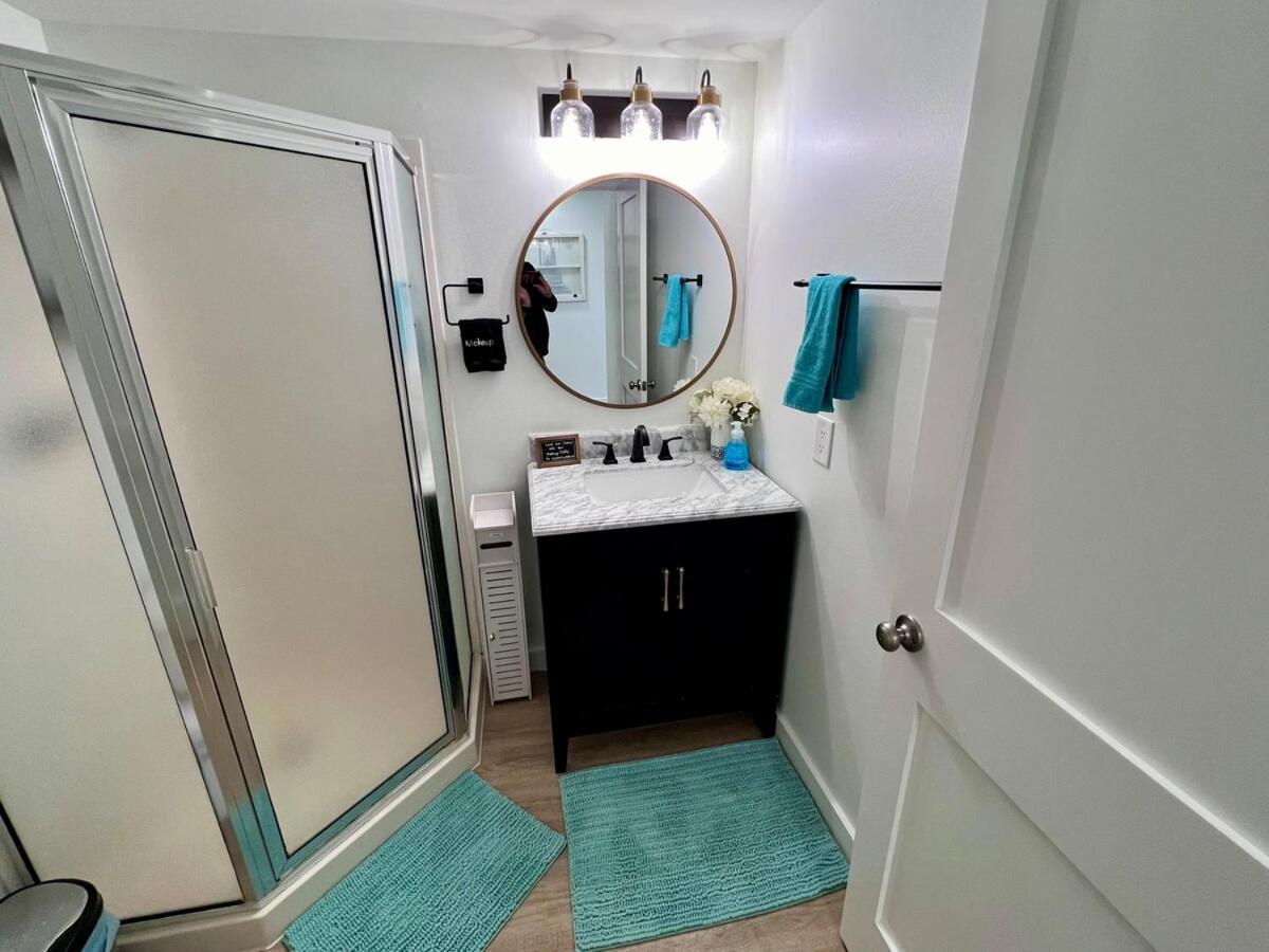 Apartment Pet Friendly Gulf Front Oasis With Service