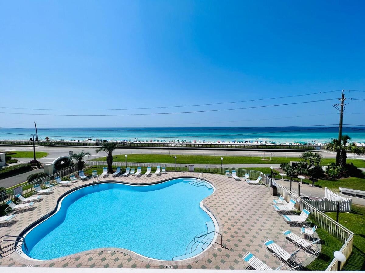 Pet Friendly Gulf Front Oasis With Service * Destin