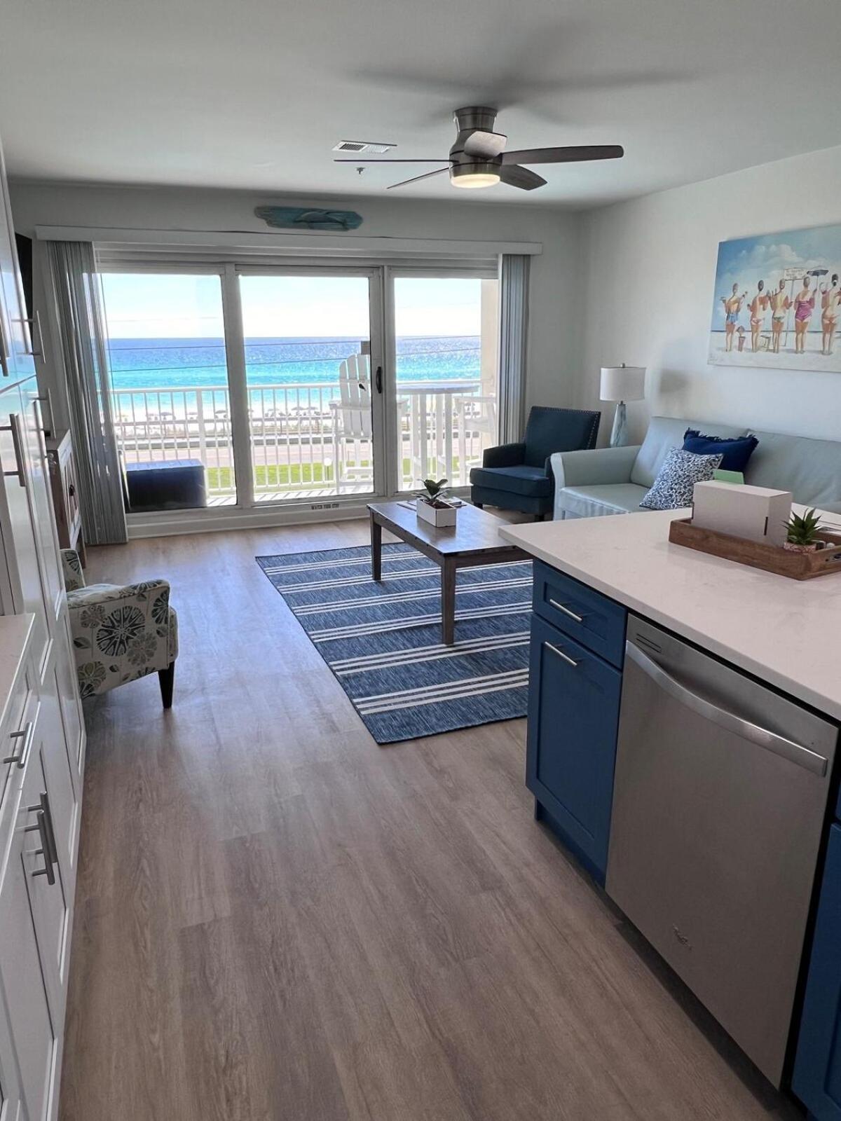 Pet Friendly Gulf Front Oasis With Service Apartment Destin