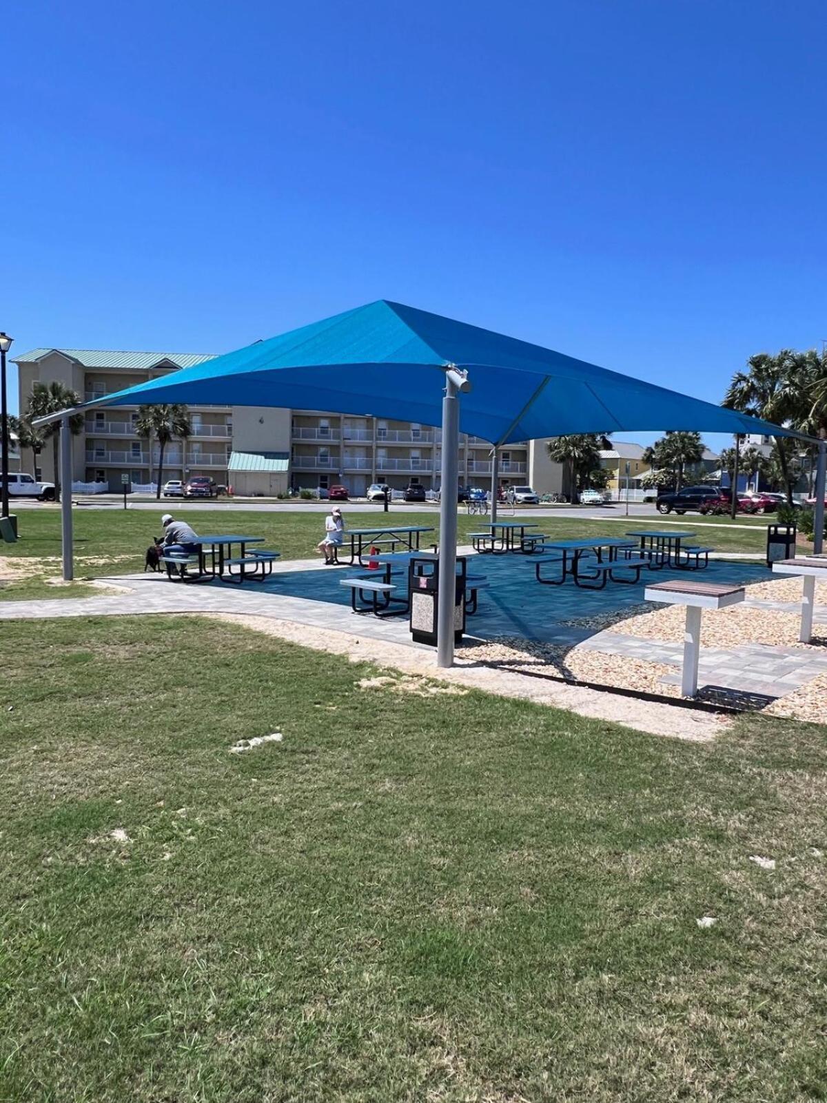 Apartment Pet Friendly Gulf Front Oasis With Service