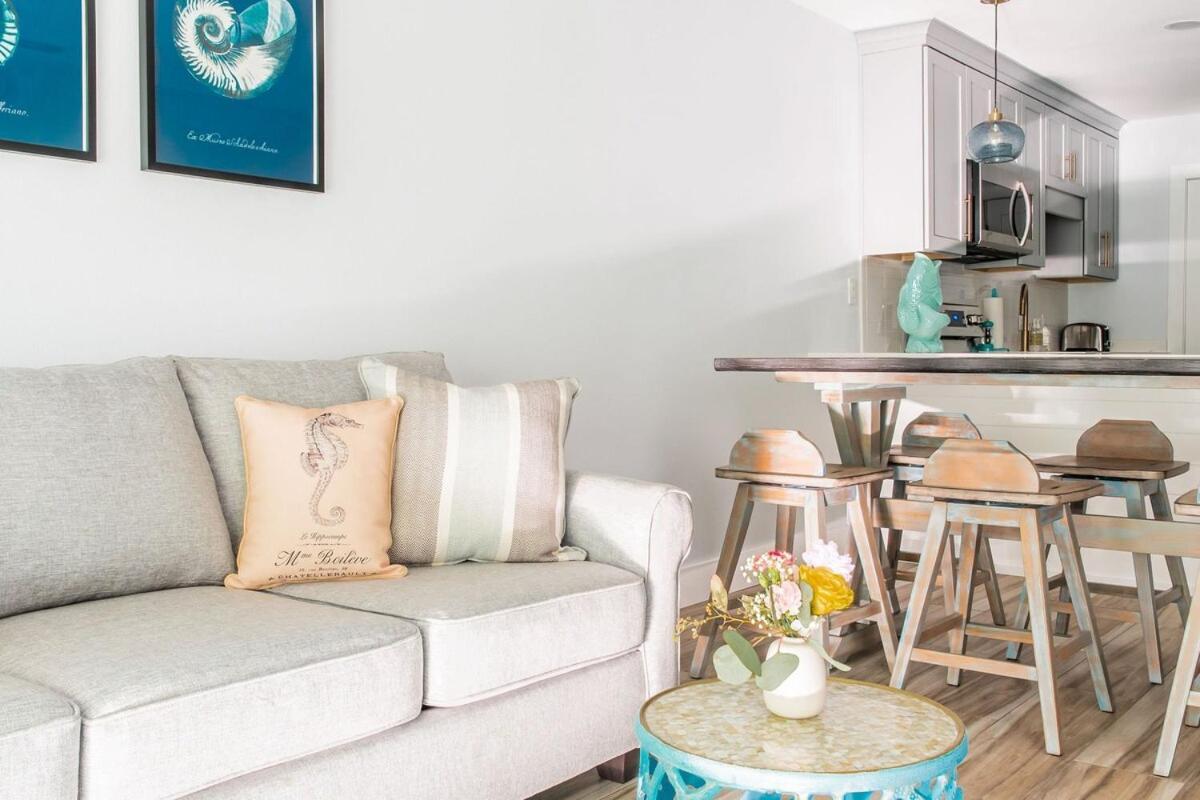Cozy Beachfront Bliss With Ocean Views * Destin