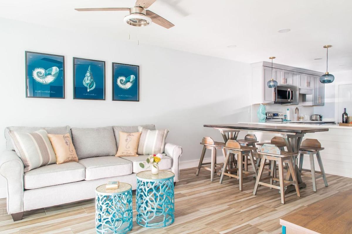 Cozy Beachfront Bliss With Ocean Views * Destin