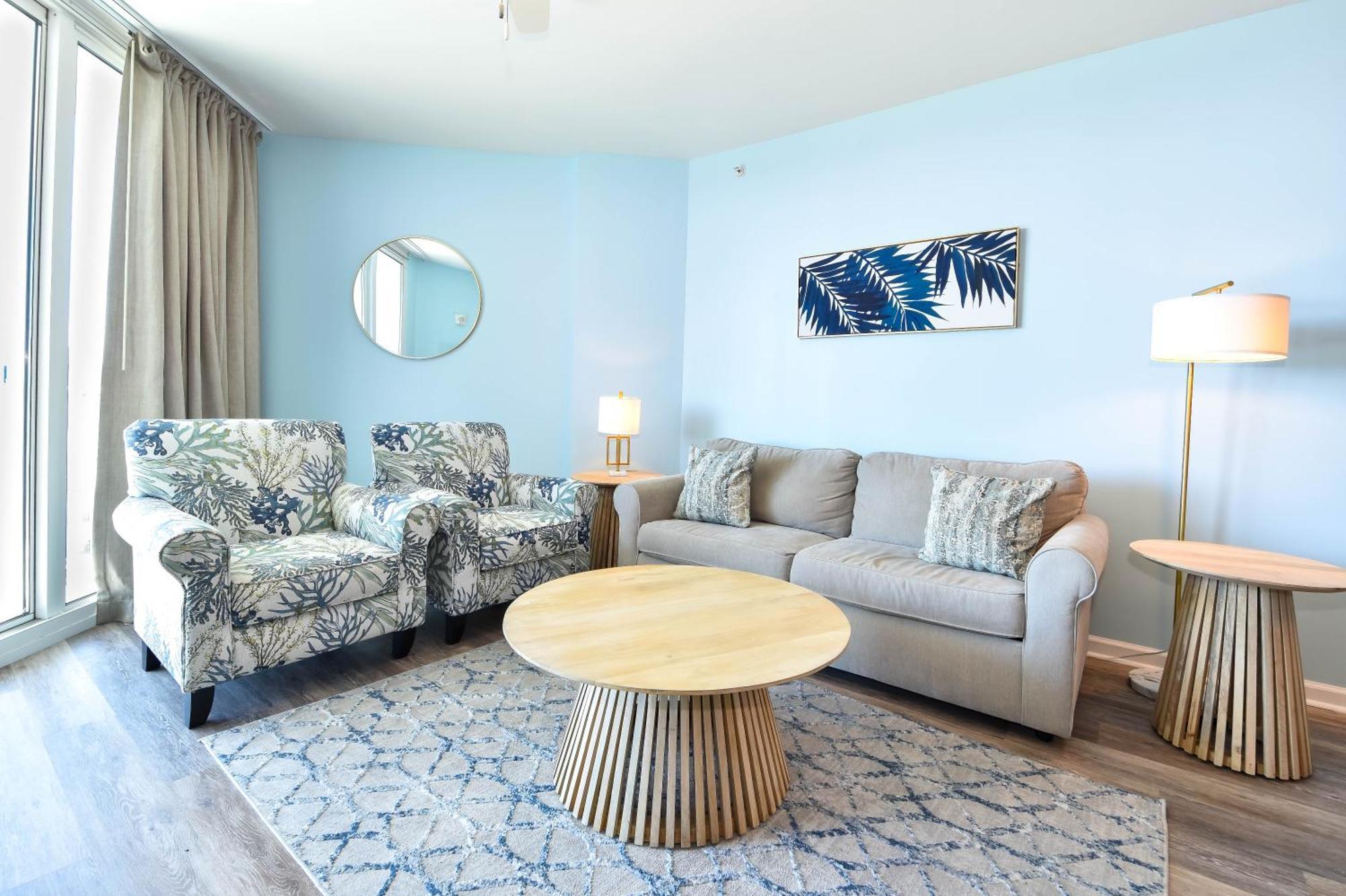 The Palms Of 11205 Junior Apartment *