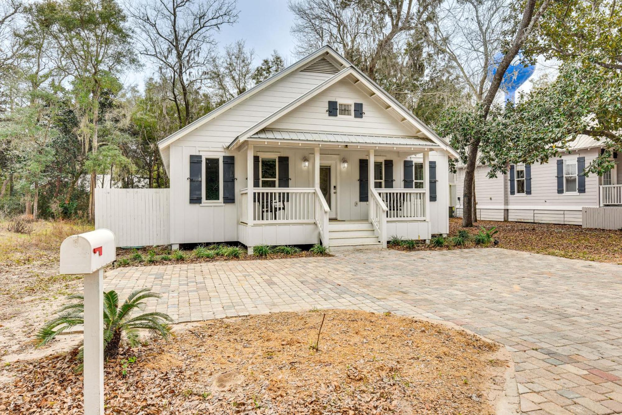 Holiday home Walk To Choctawhatchee Bay Santa Rosa Home!