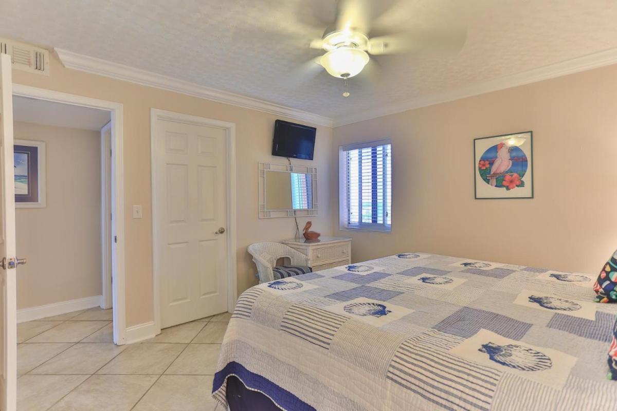 Towers 143- Front 2br