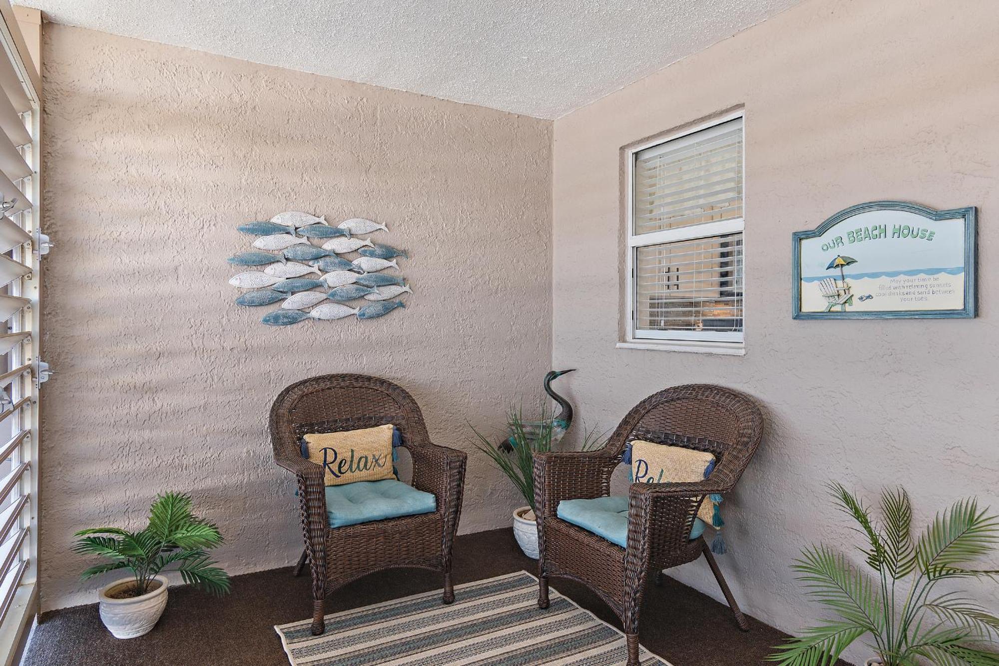 Magnolia House 504 At Pointe Apartment *