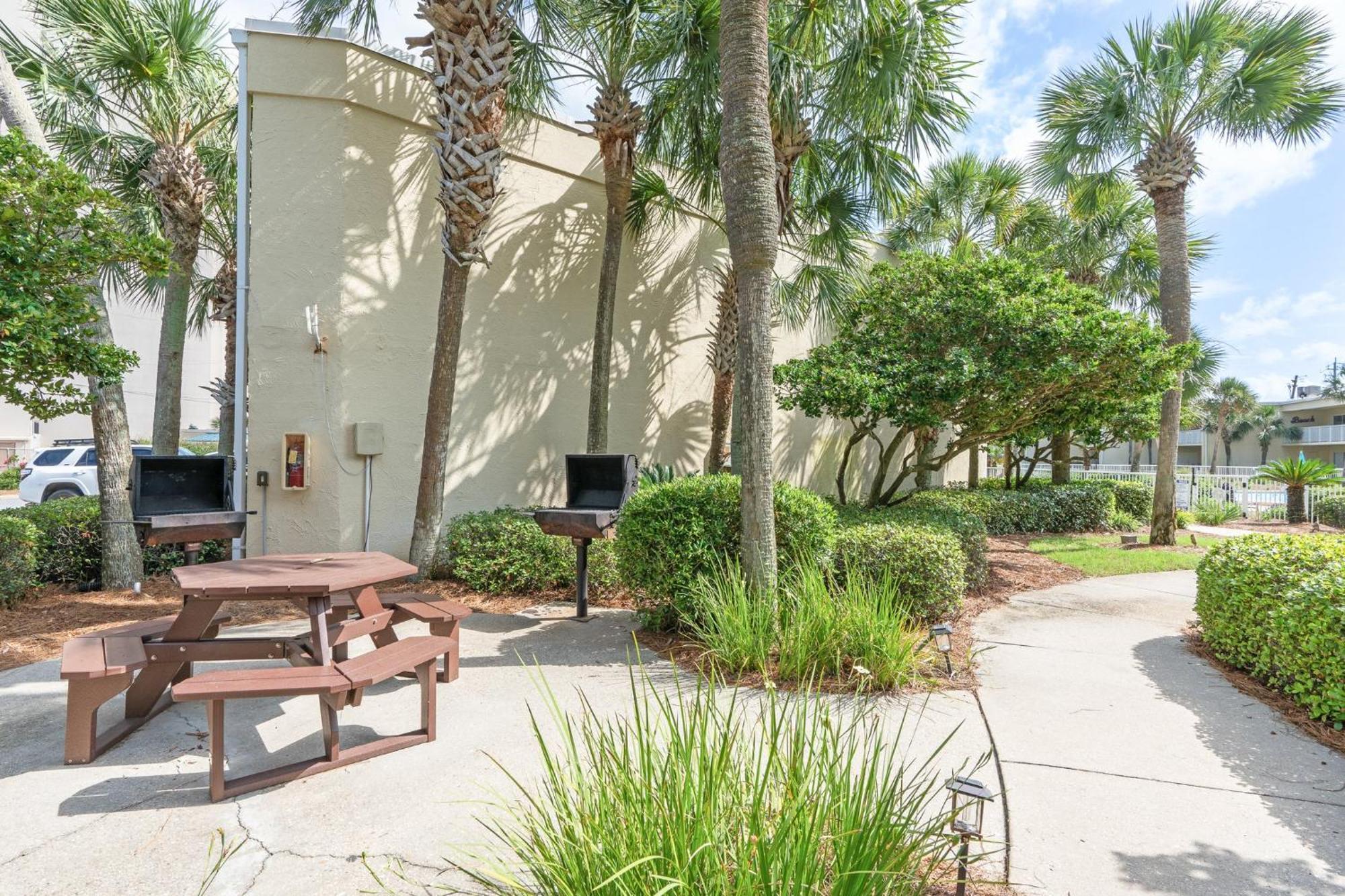 Silver Dunes 1302c By Newman-dailey *