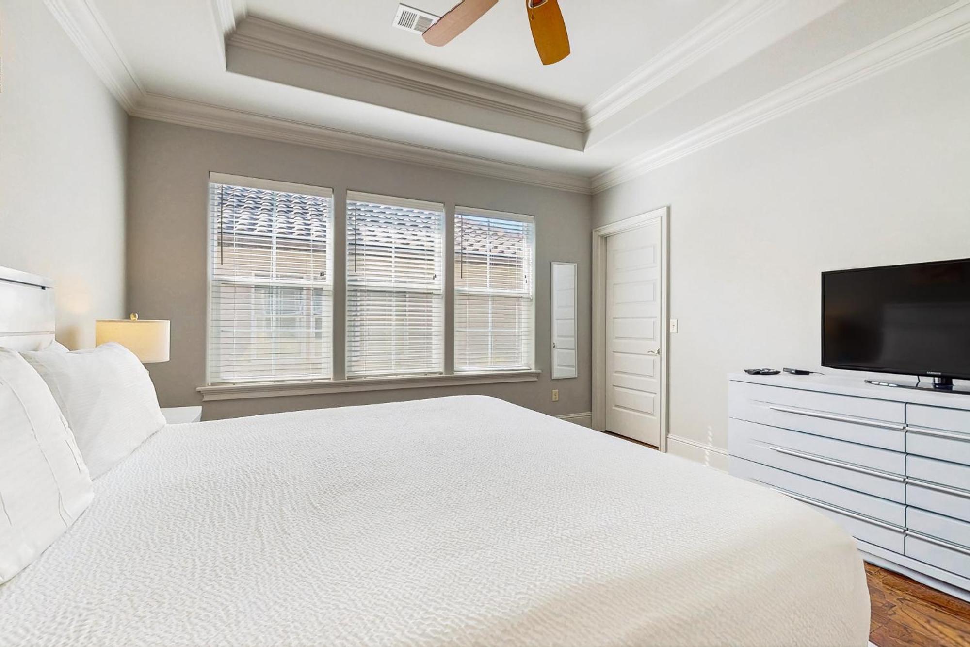 Miramar Building 6 Unit B