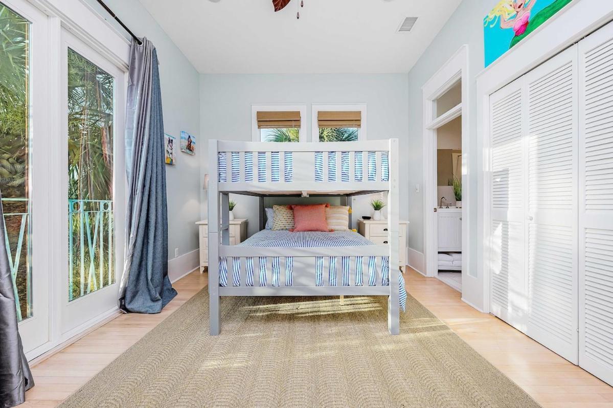 Luxury 3br Gated - Infinity Pool, Walk To Private - Vet-owned! * Destin
