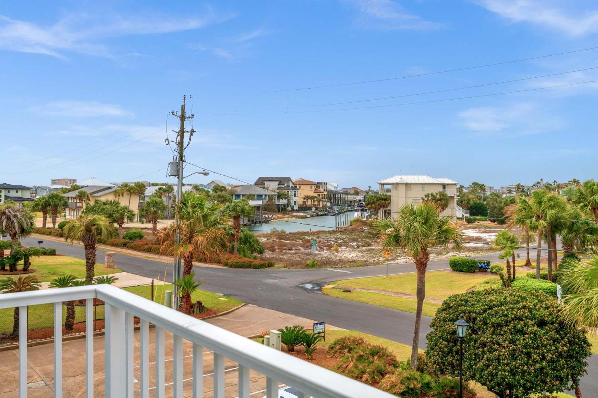 Bikini Bottom Harbor Private Gated Destin