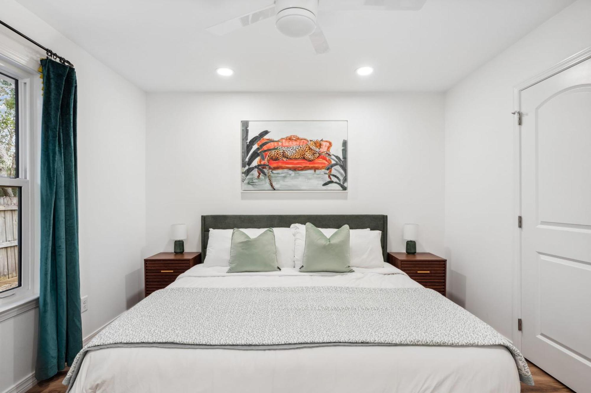 Holiday home Dolphin Days By Avantstay Pool 0.2mi To Destin