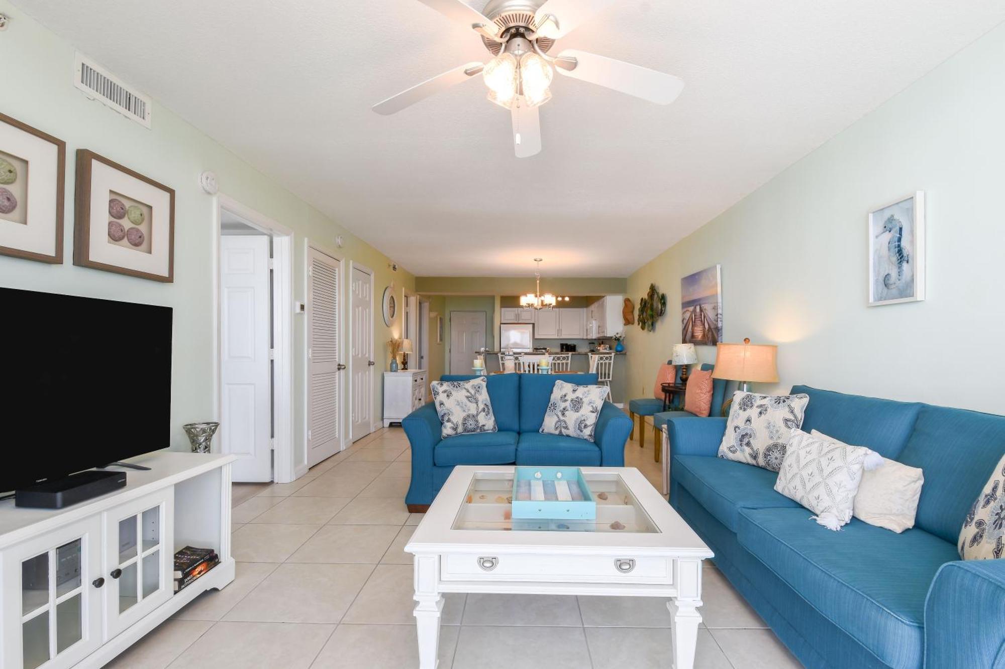 Pelican 2016 Apartment Destin