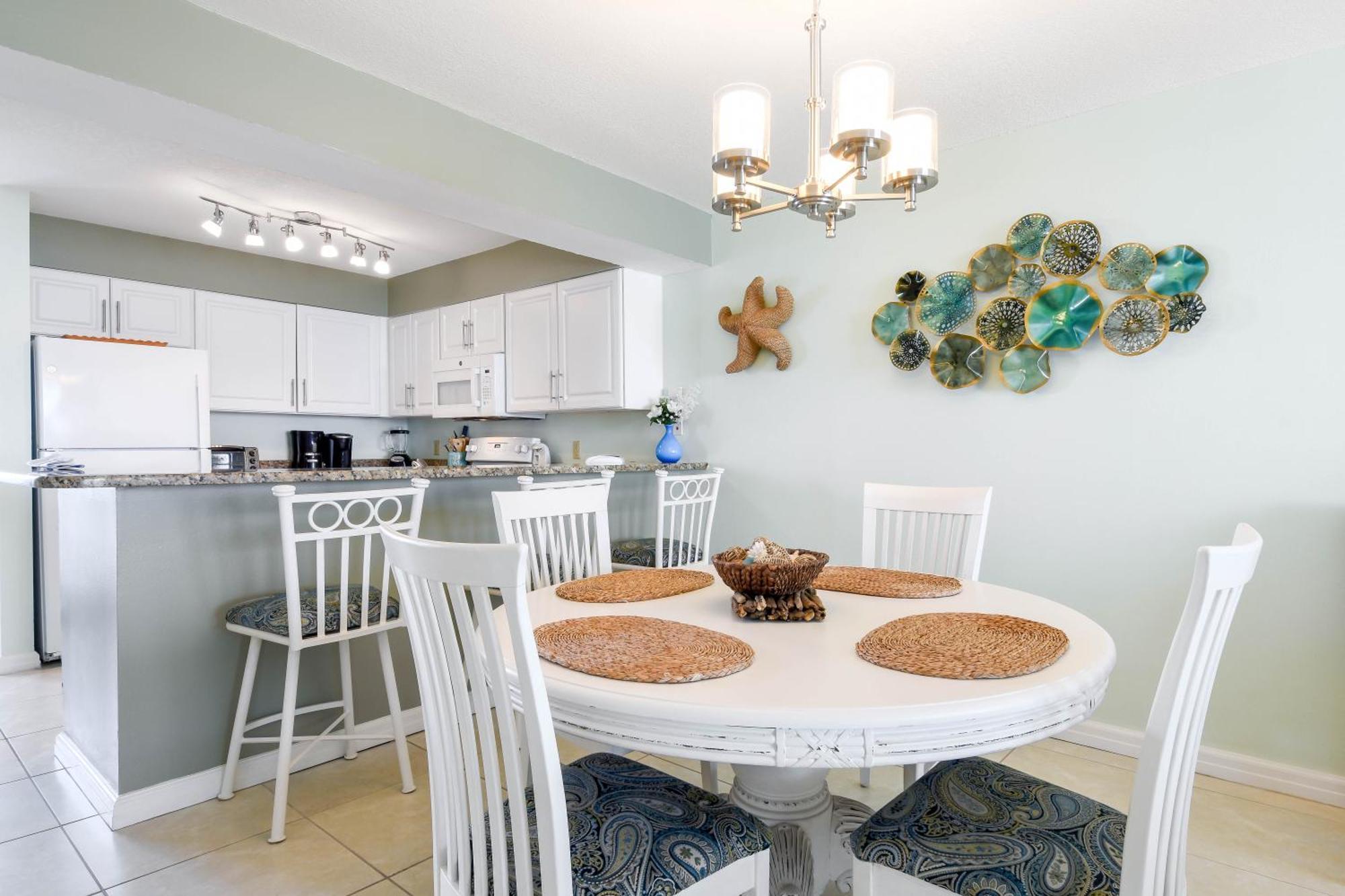 Pelican 2016 Apartment *