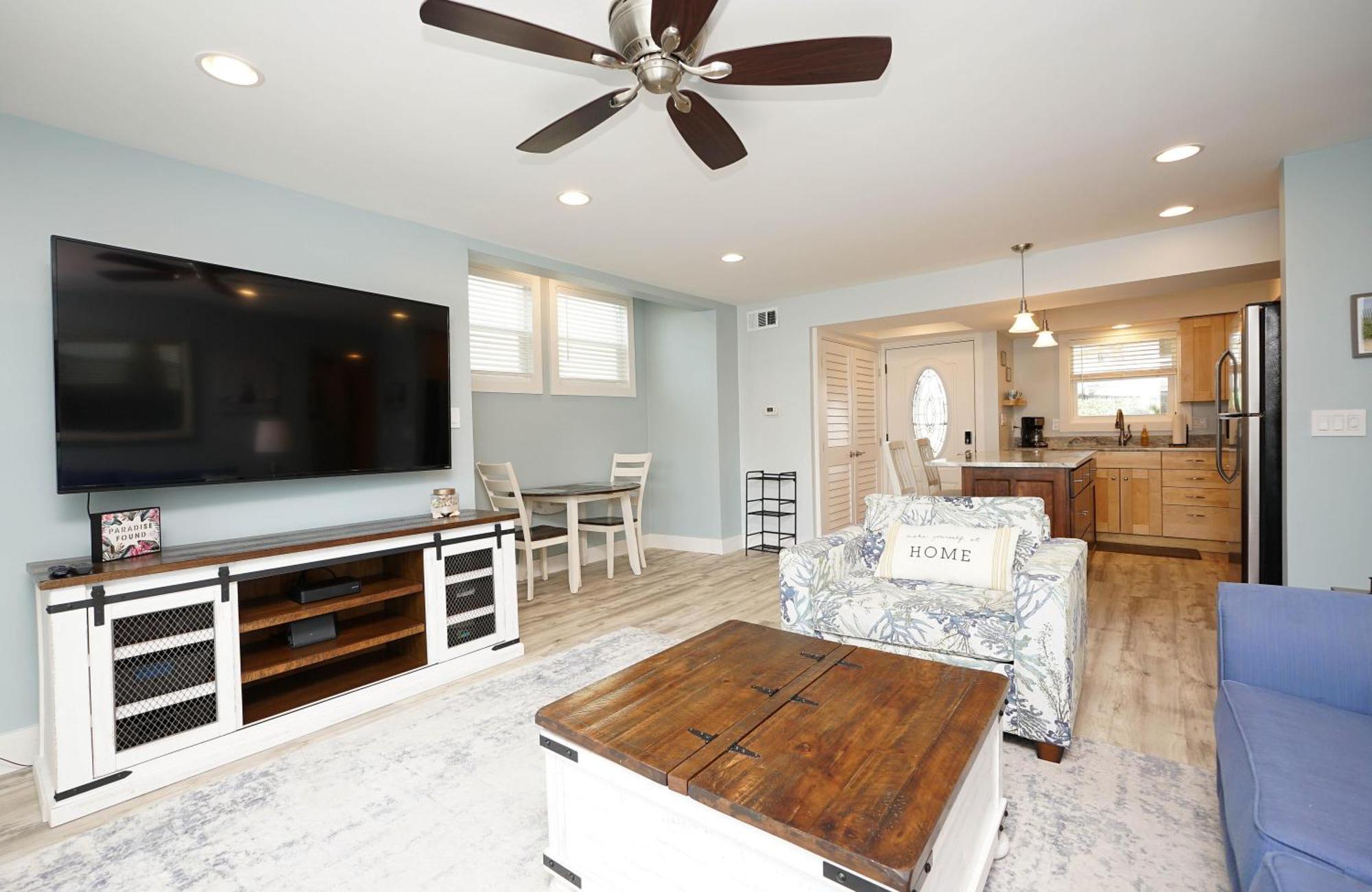 Sandpiper Cove 1048 *