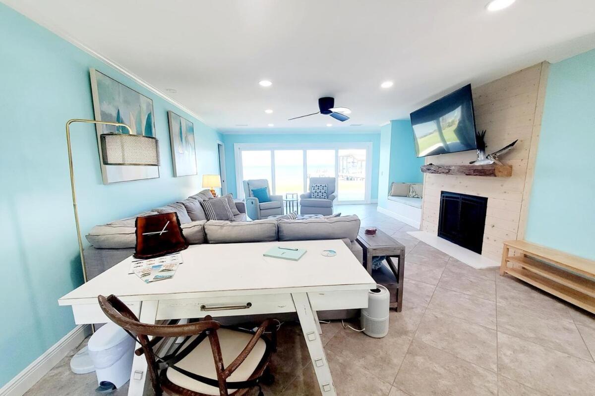 Hidden Gem With New Patio And Private Dock Holiday home Destin